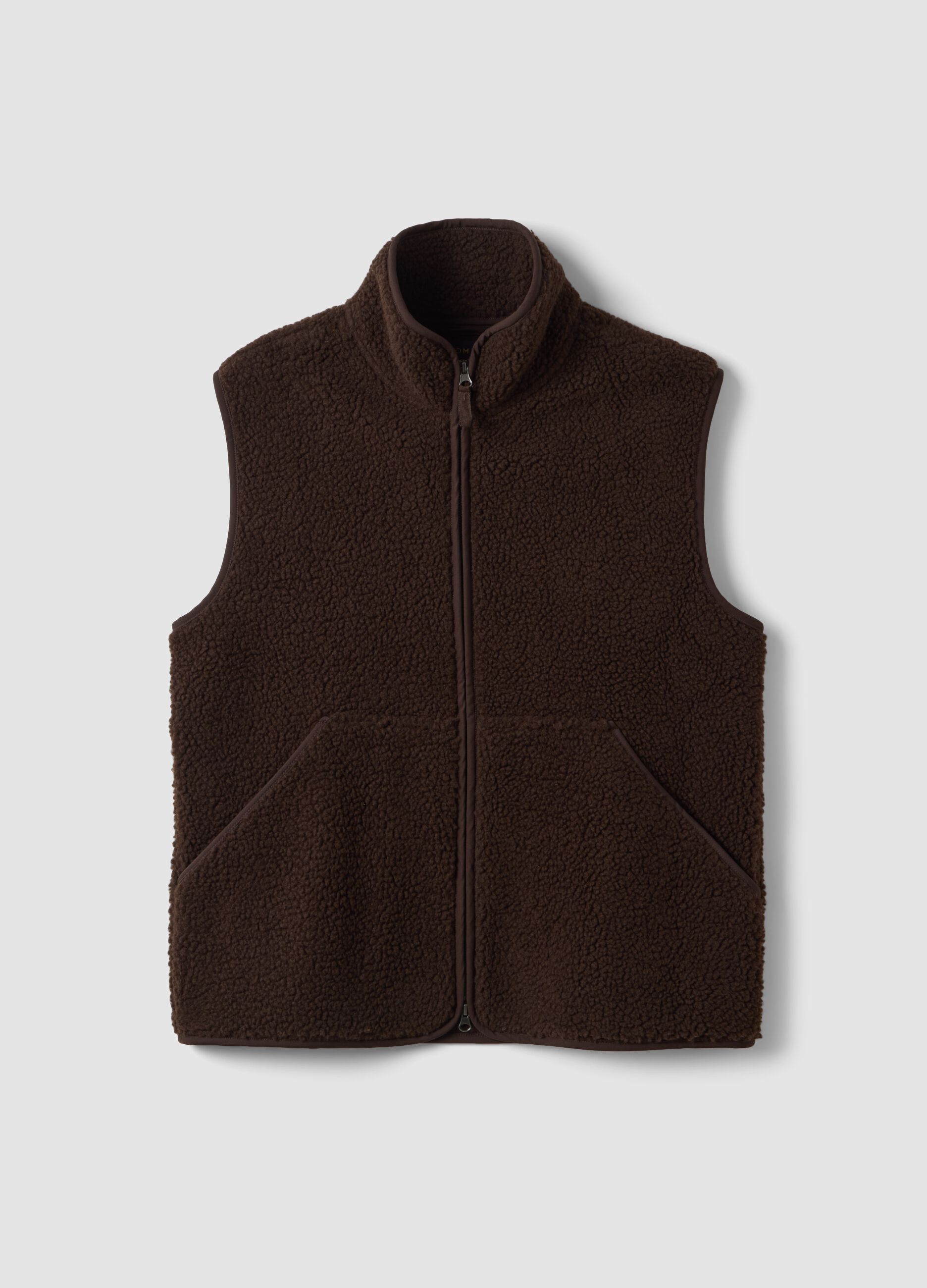 Brown regular-fit gilet with teddy-effect fabric