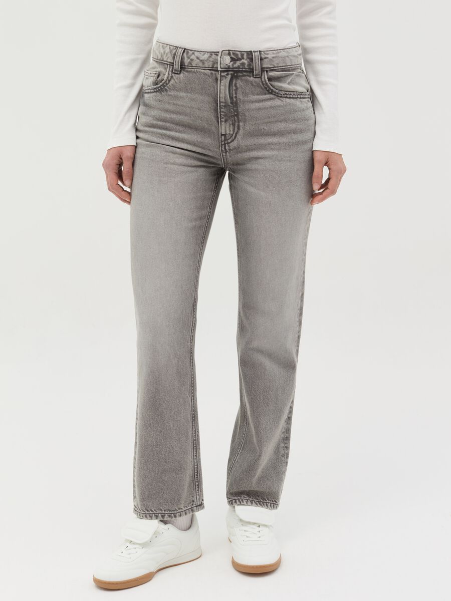 Straight-fit jeans with five pockets_1