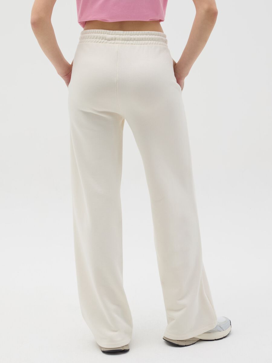 Essential straight-fit joggers with drawstring_3