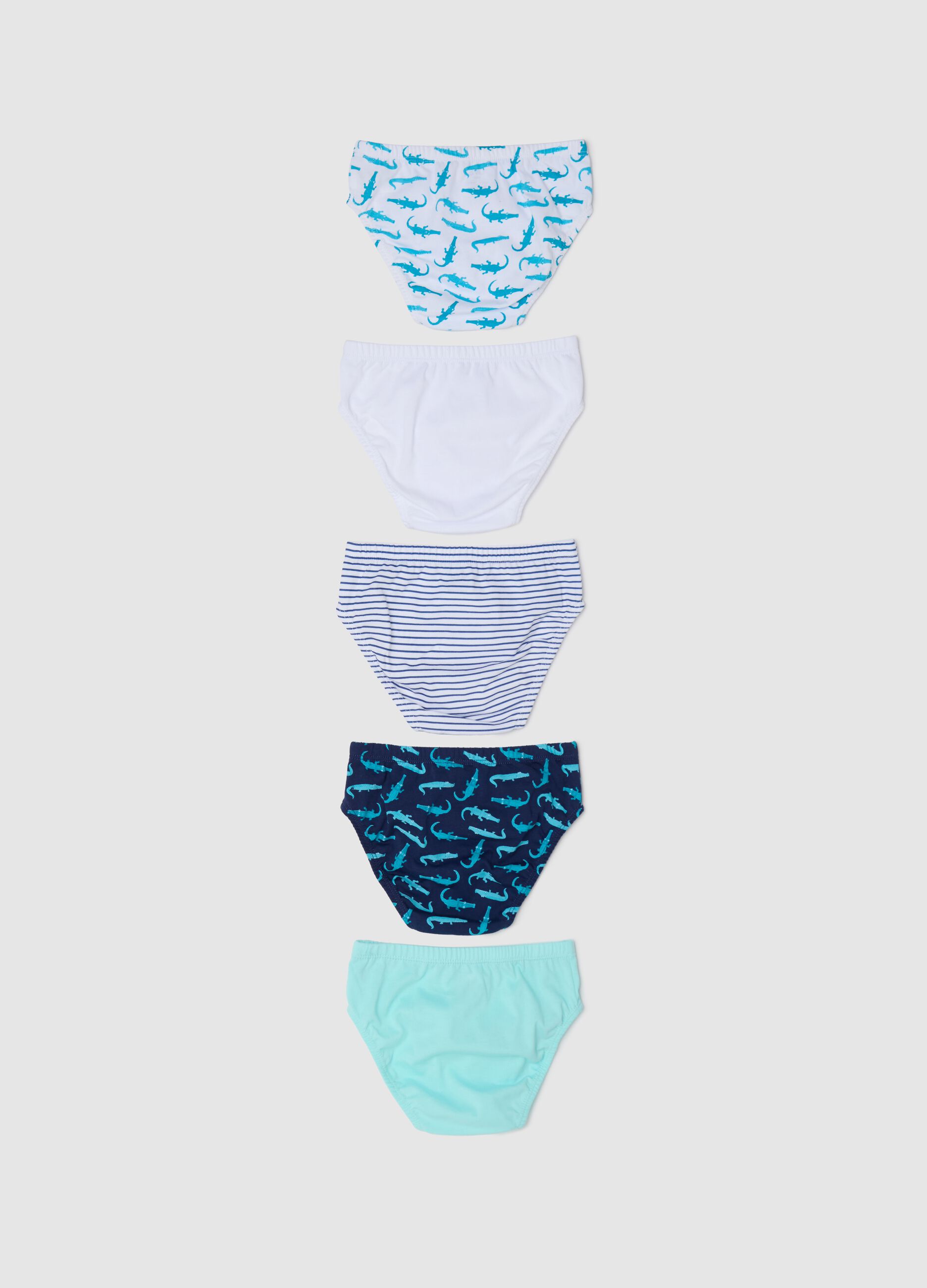 Set of children's cotton briefs with playful patterns