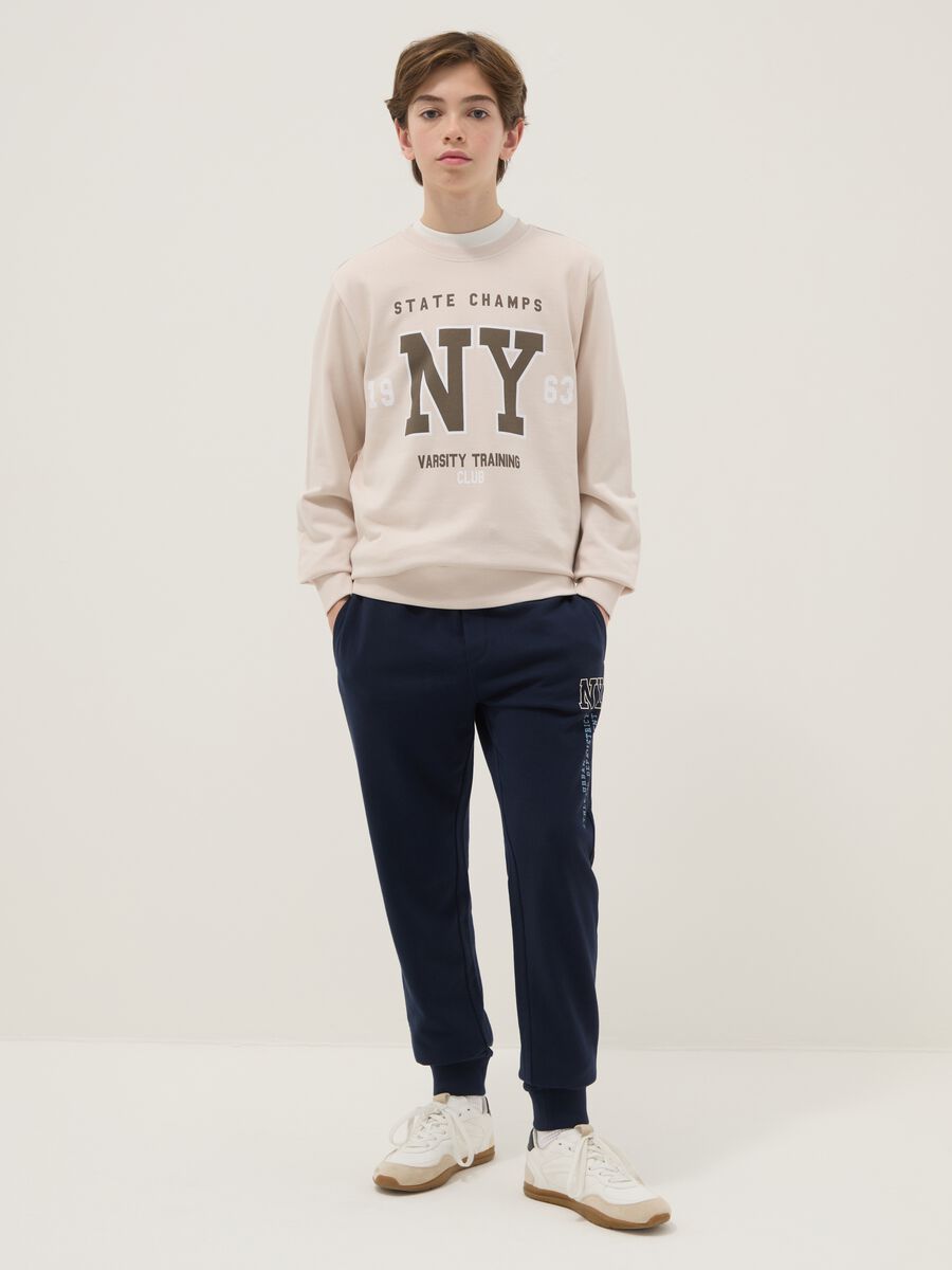 Jogger in puro cotone blu da ragazzo regular fit_0