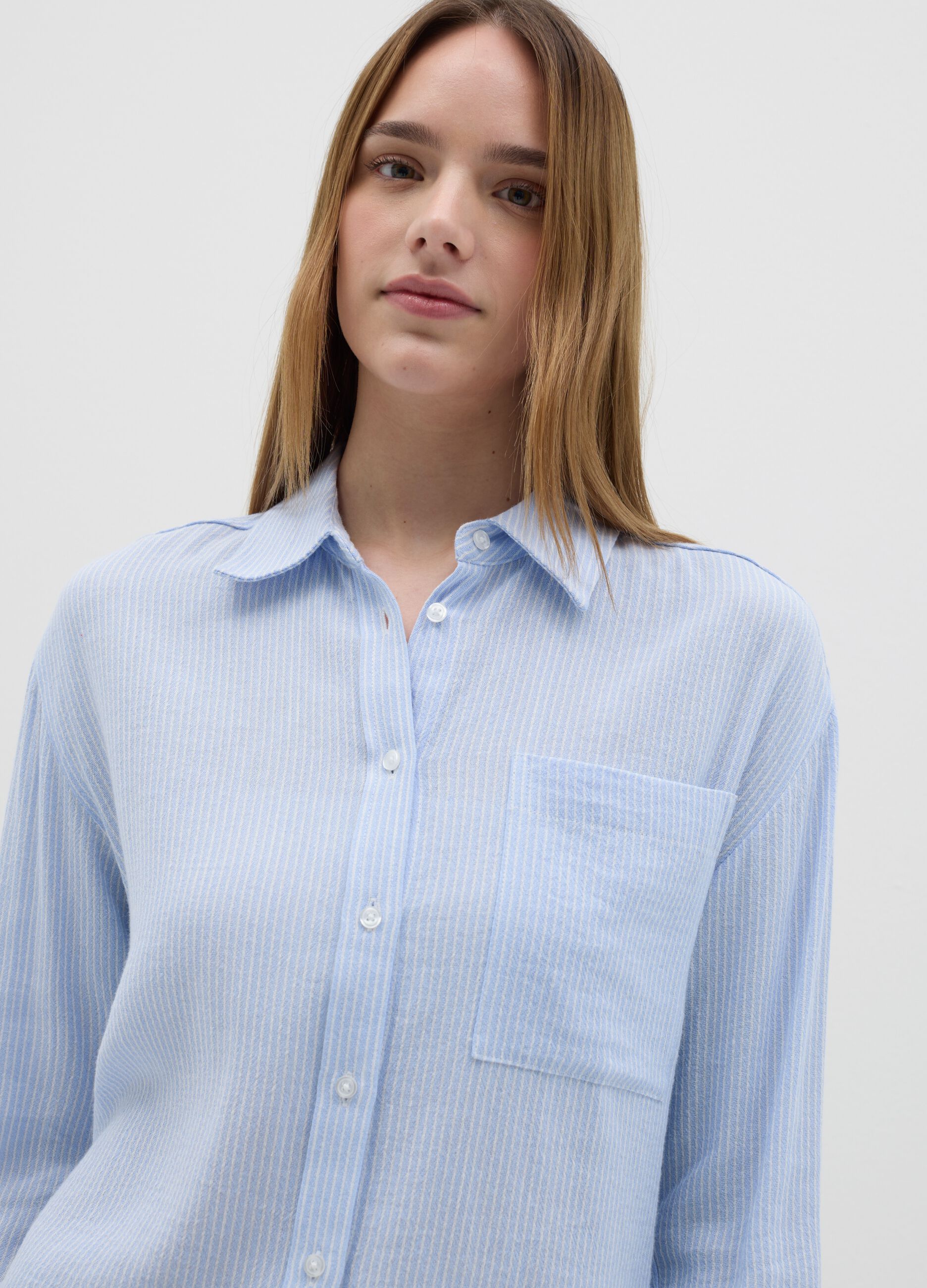 Striped blue chambray shirt in cotton and linen