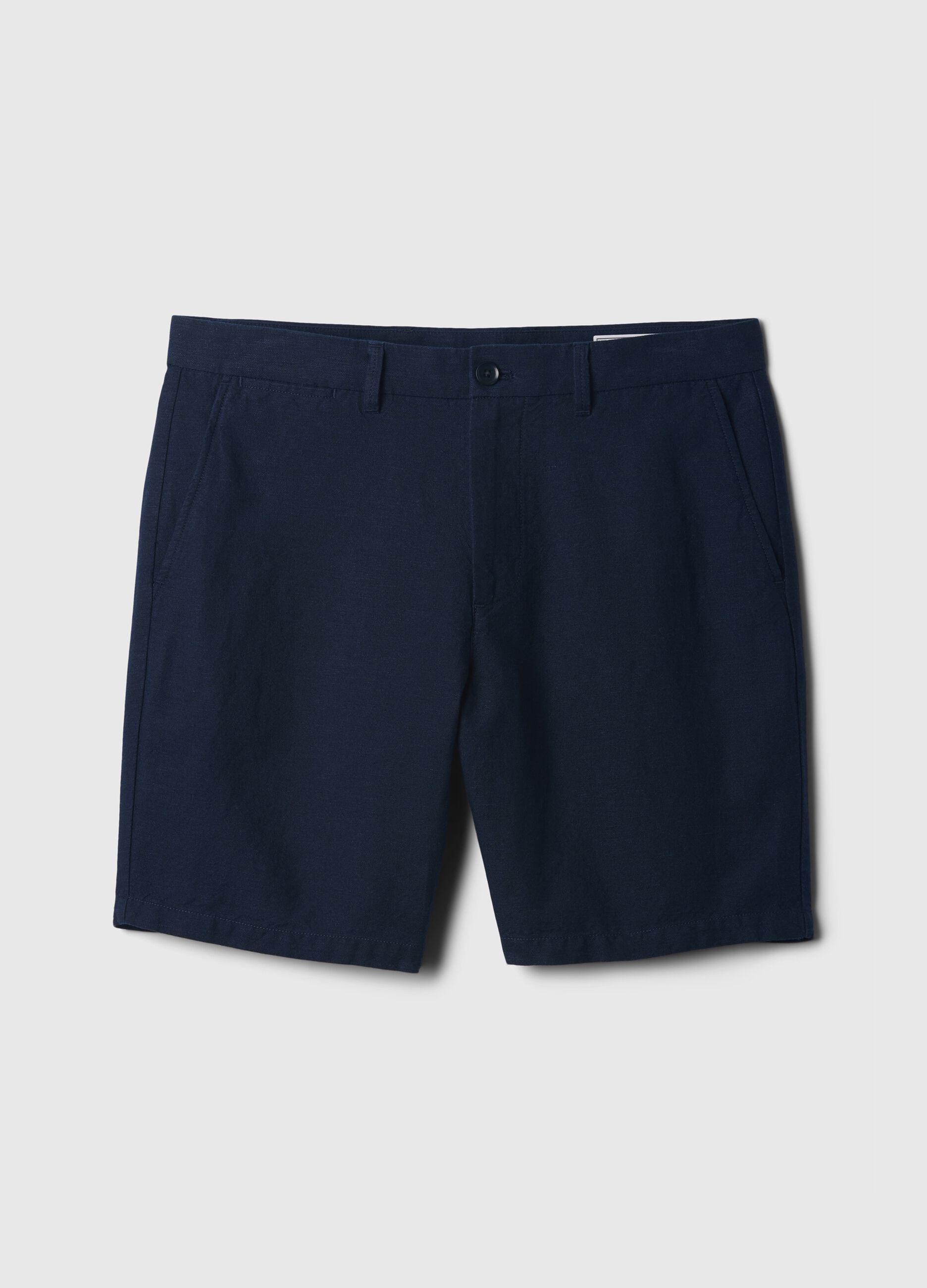 Relaxed-fit Bermuda shorts in cotton and linen