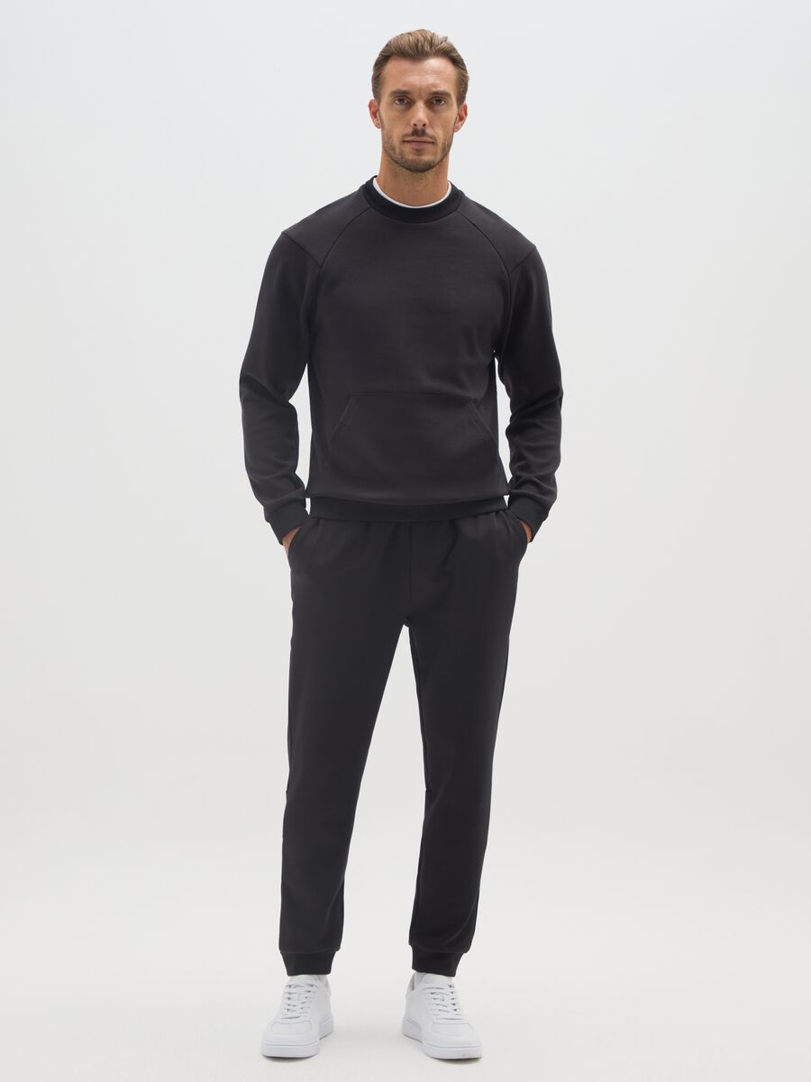 Pantaloni sportivi neri in cotone elasticizzato _0