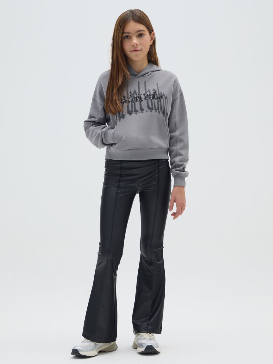 Black faux leather leggings_1