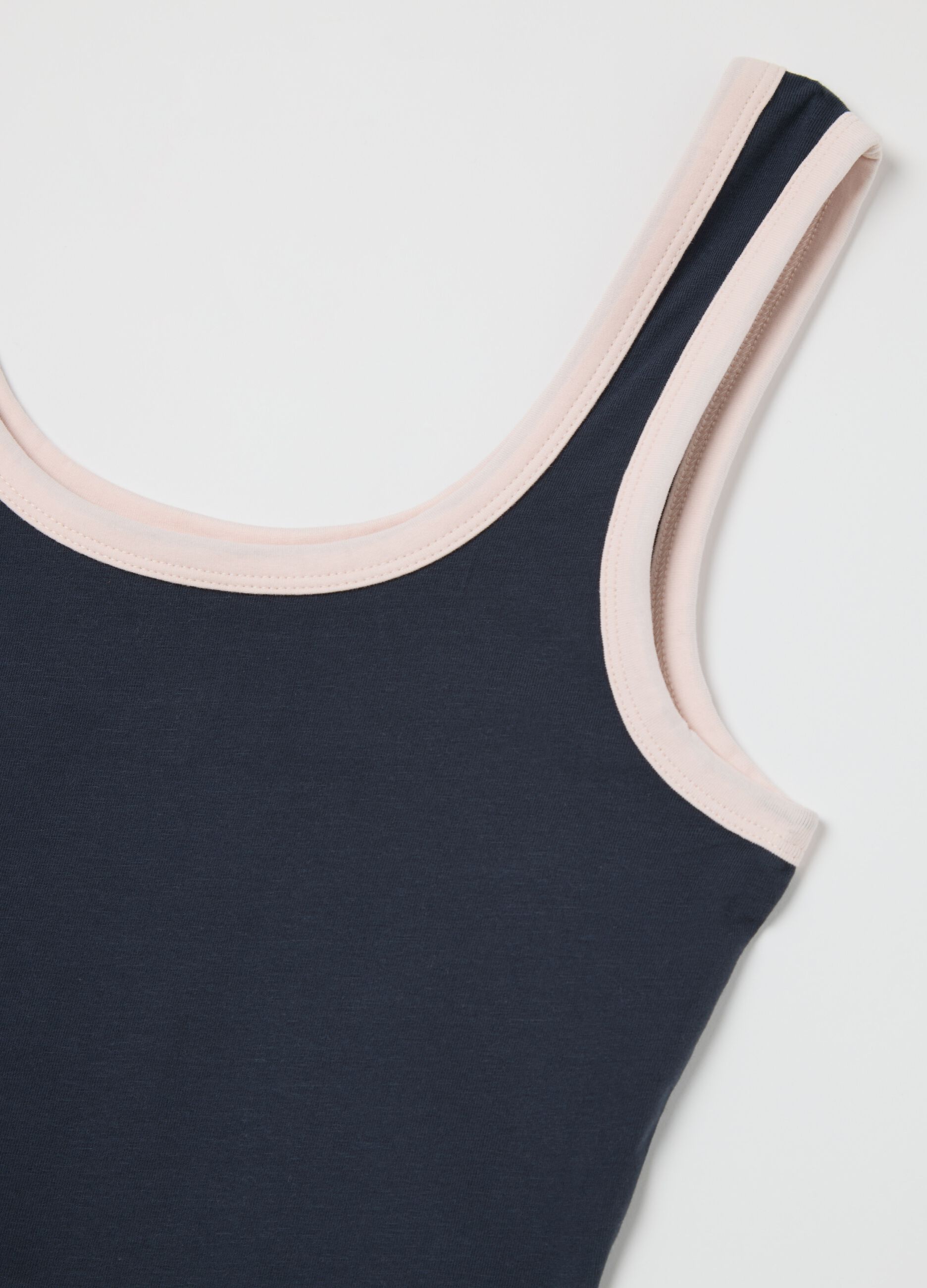 Navy blue tank top with pink trim in stretch cotton