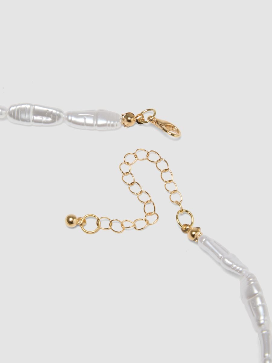 Collana con perle trasparenti e ciondoli a forma di frutta_1