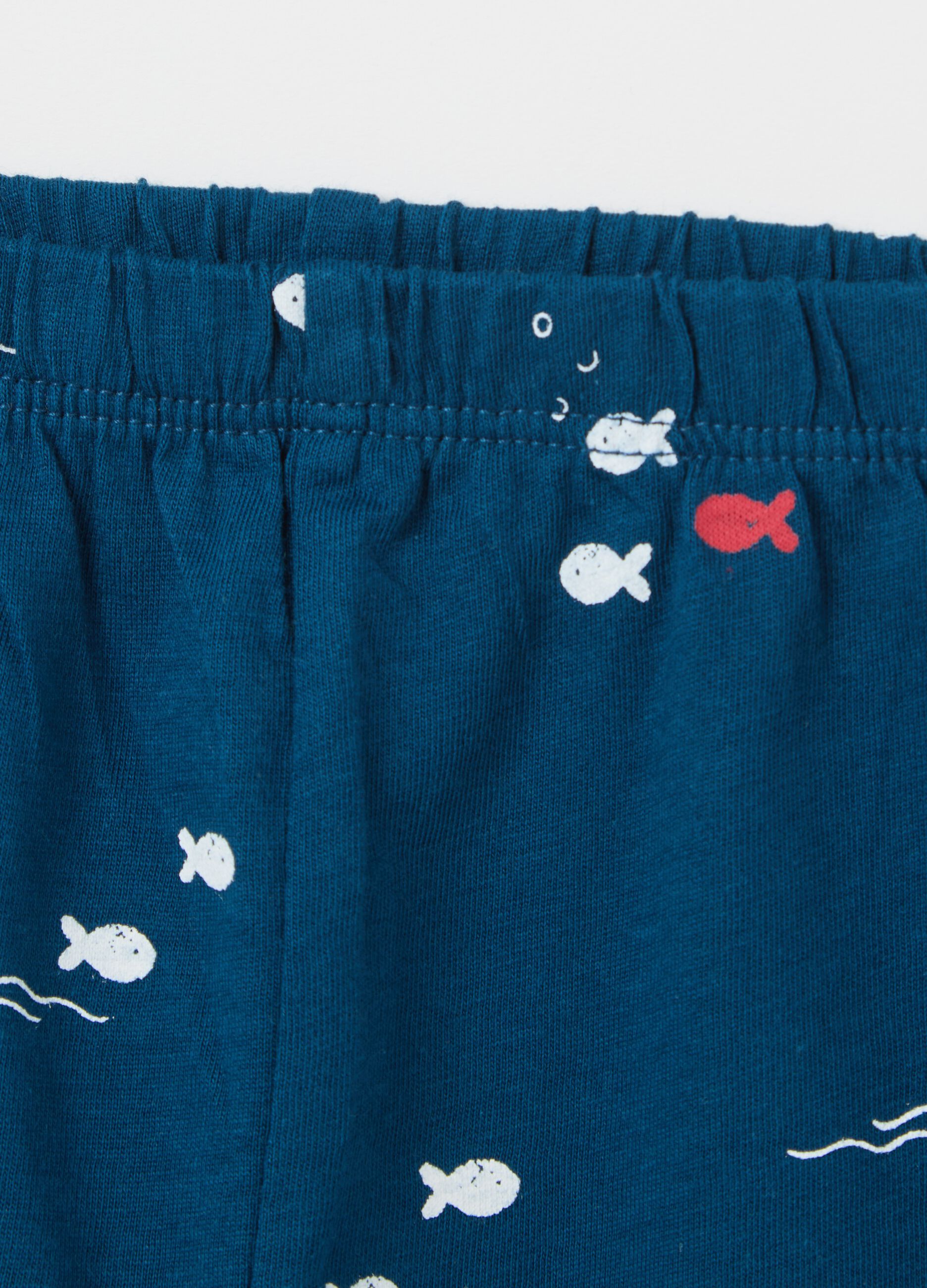 White and blue pyjamas in organic cotton with print
