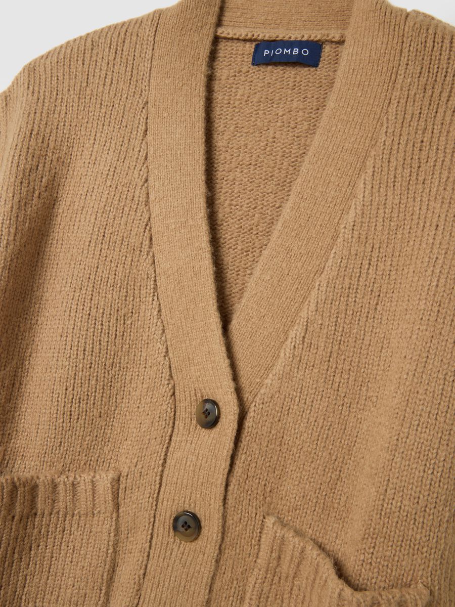 Gilet lungo marrone in misto cotone con bottoni e tasche_1