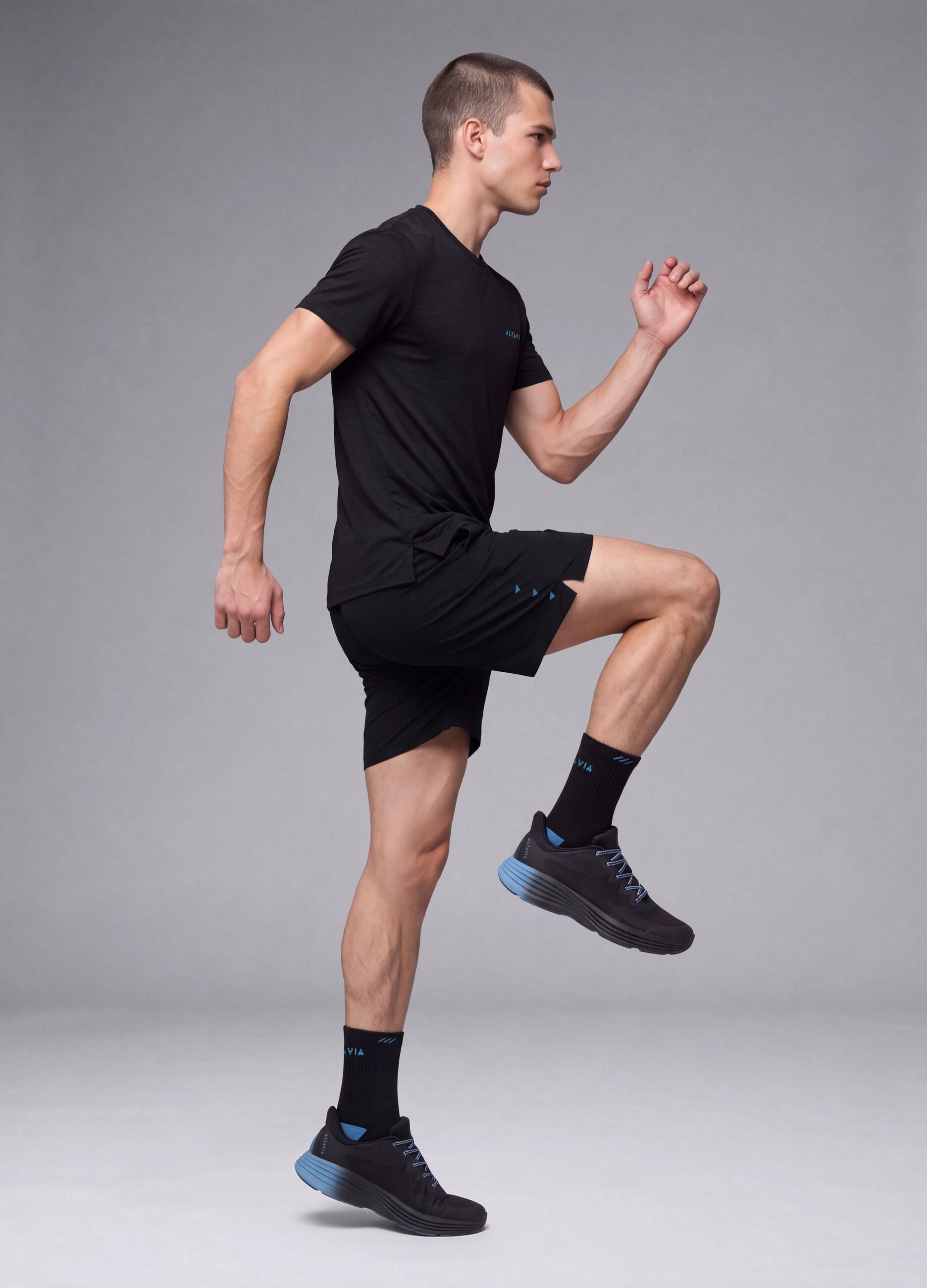 Black stretch easy-dry shorts ALTAVIA