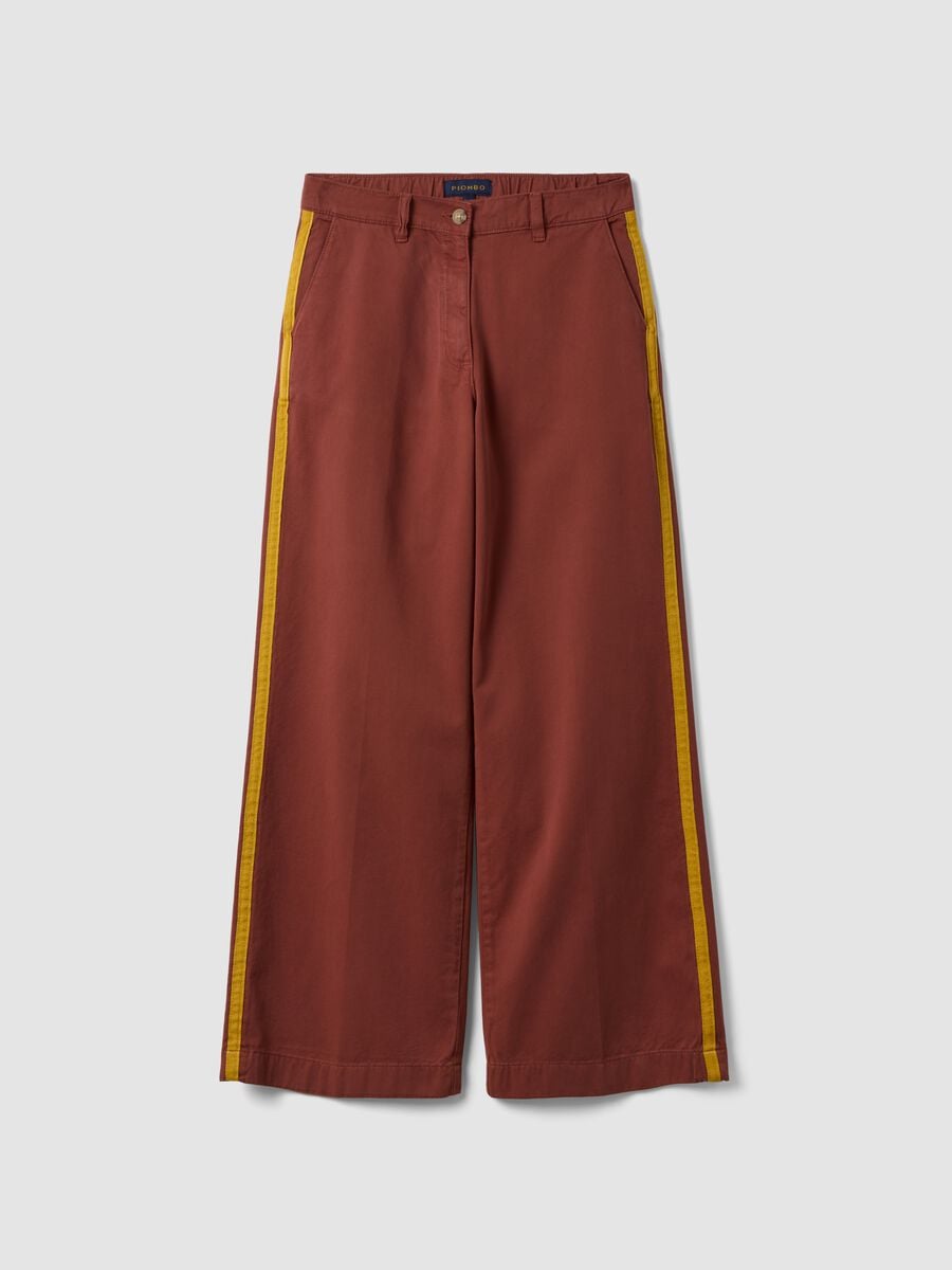 Pantaloni chino rossi wide leg in puro cotone con bande a contrasto_0