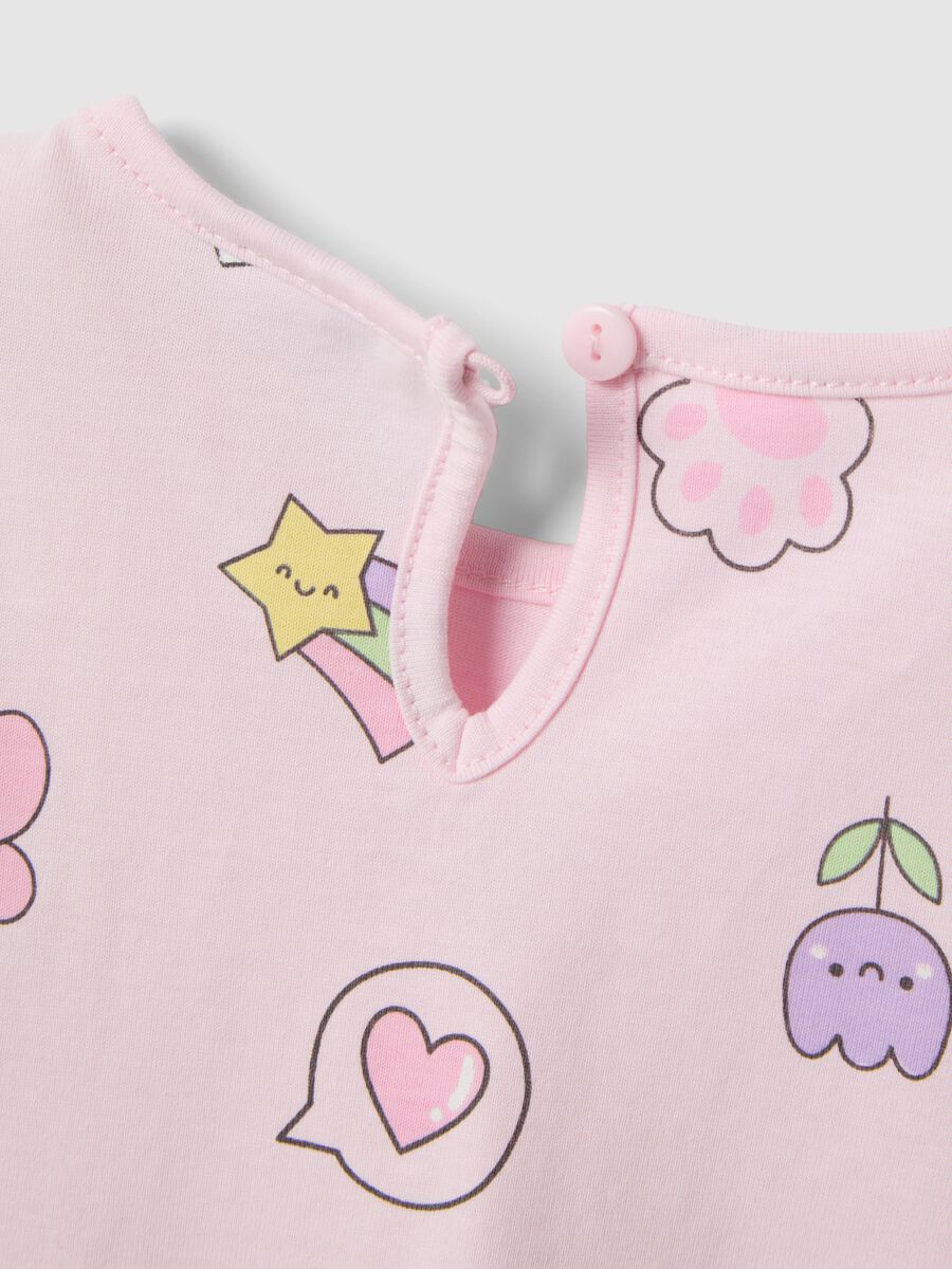 Girls' regular fit pink pure cotton T-shirt with designs_3