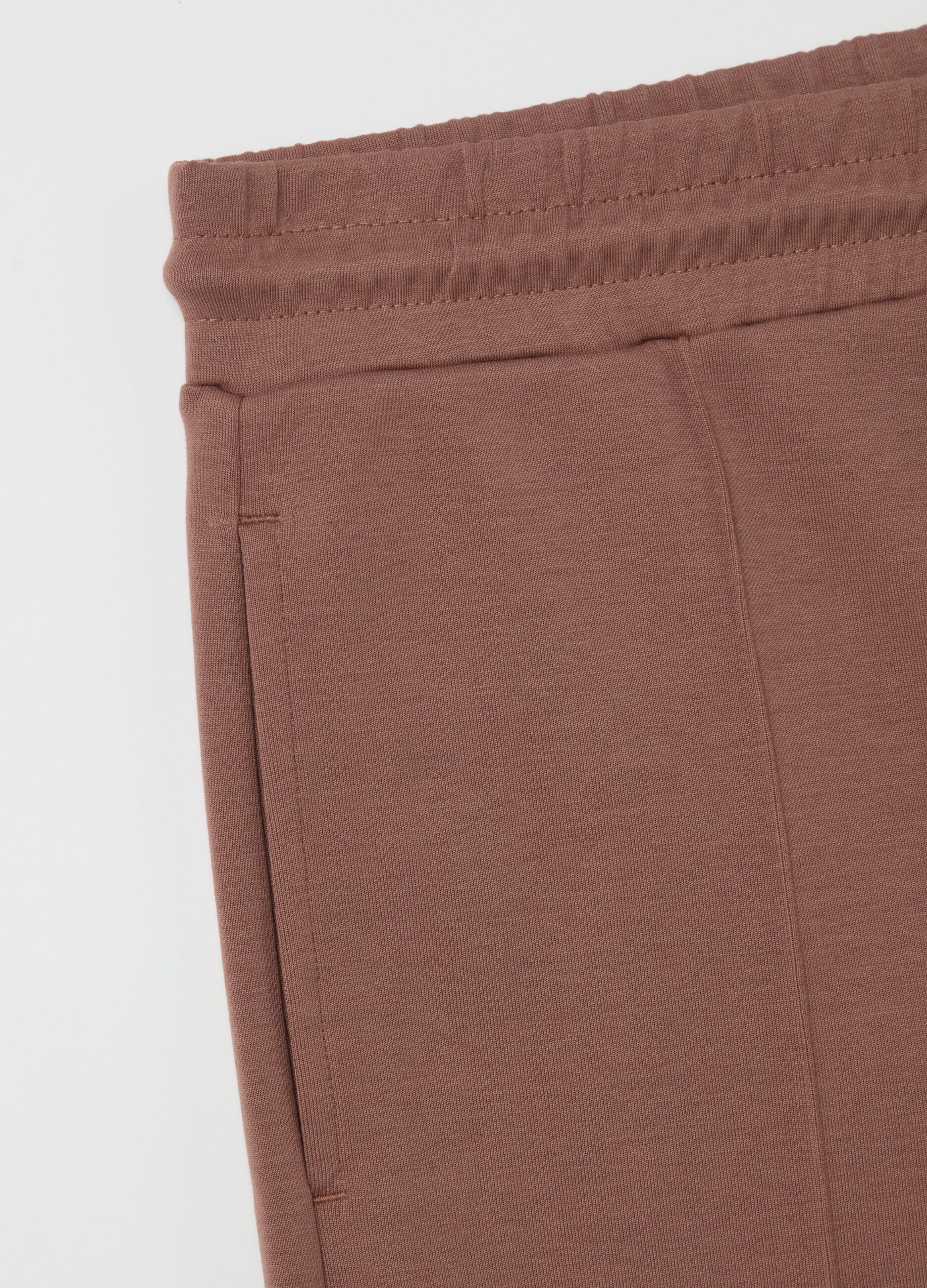 Brown Bermuda joggers in fleece