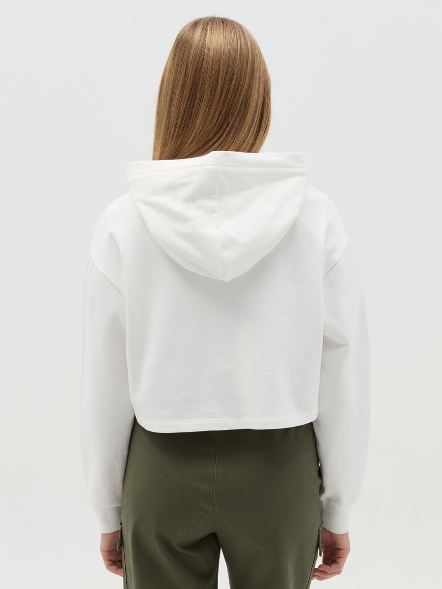 Crop sweatshirt with hood and print_1