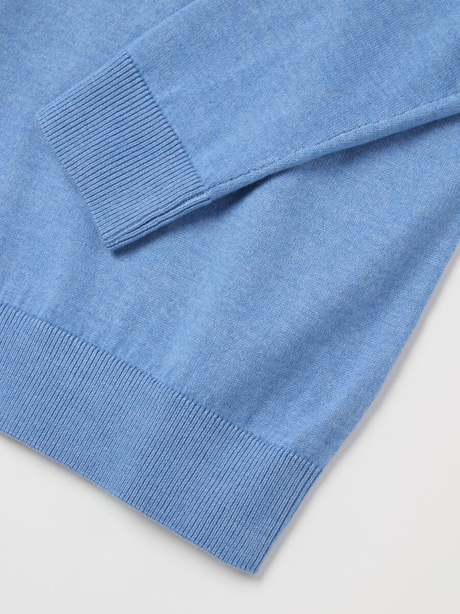 Round neck pullover_5