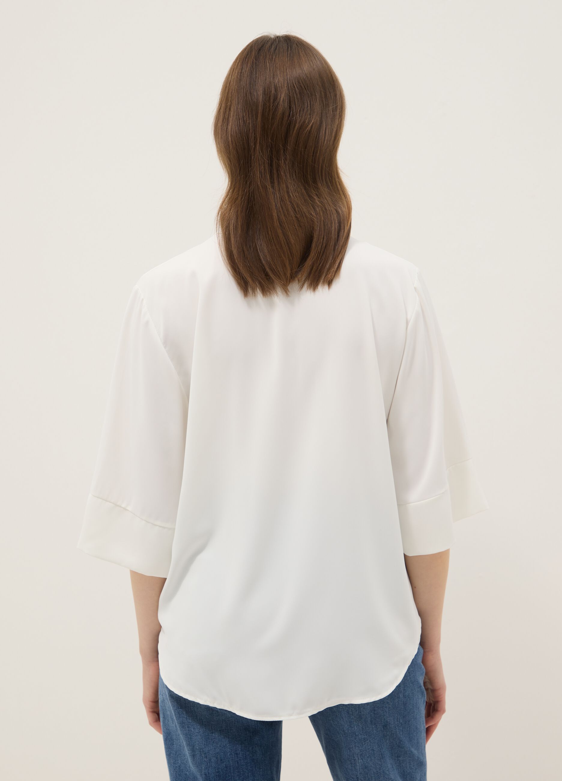 White long-sleeve regular-fit shirt with band collar