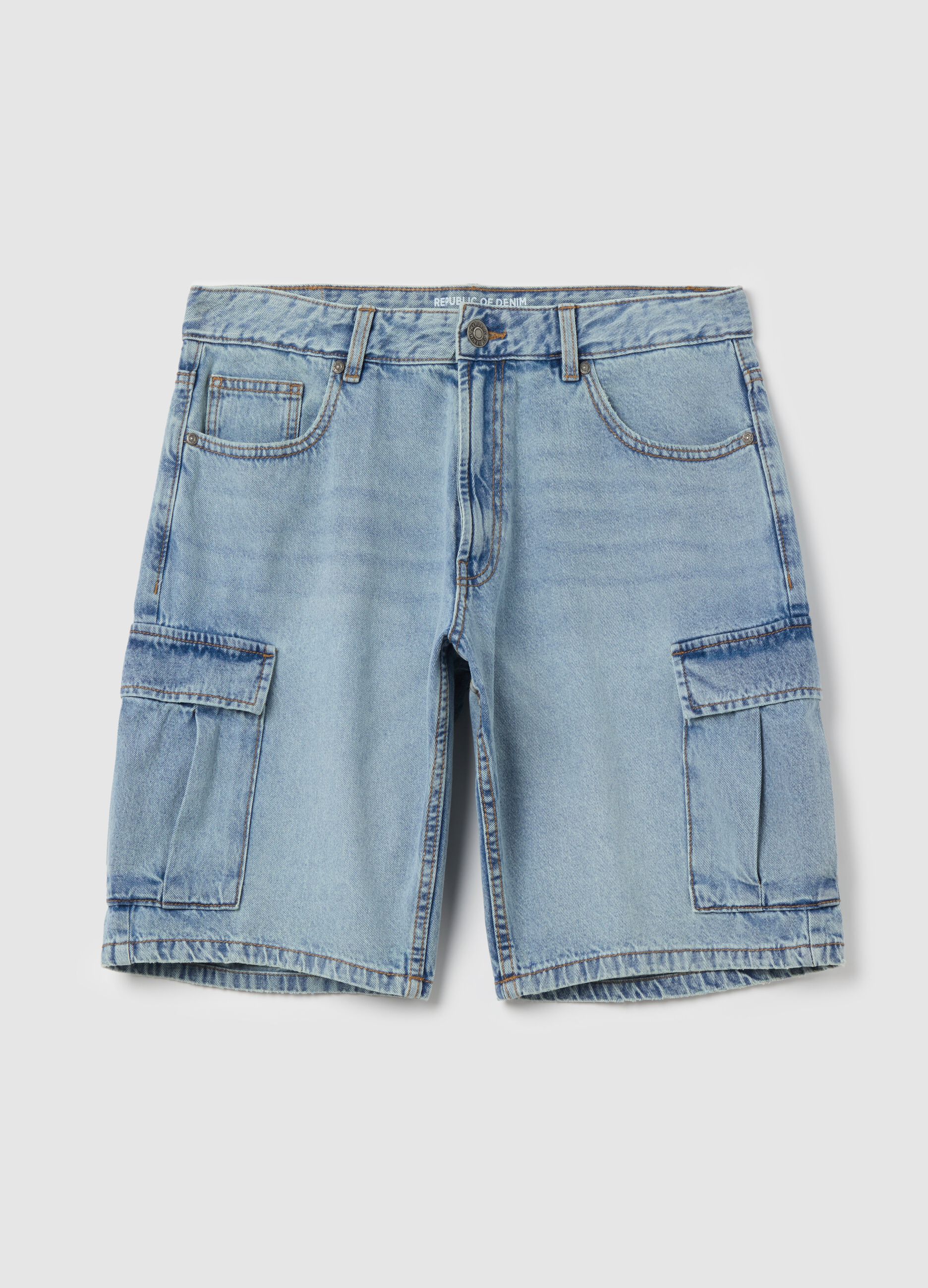 Cargo Bermuda shorts in denim