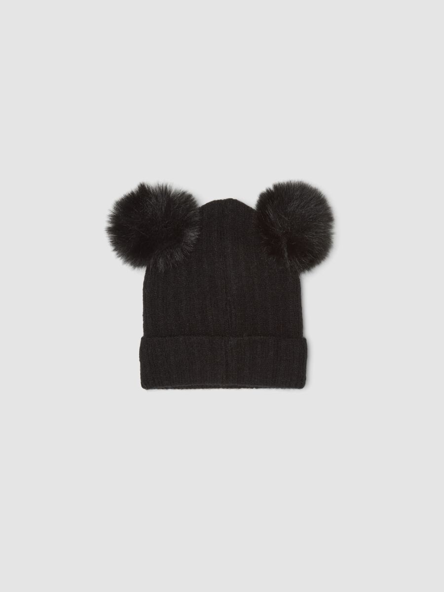 Black hat with pom-poms and Minnie embroidery_1