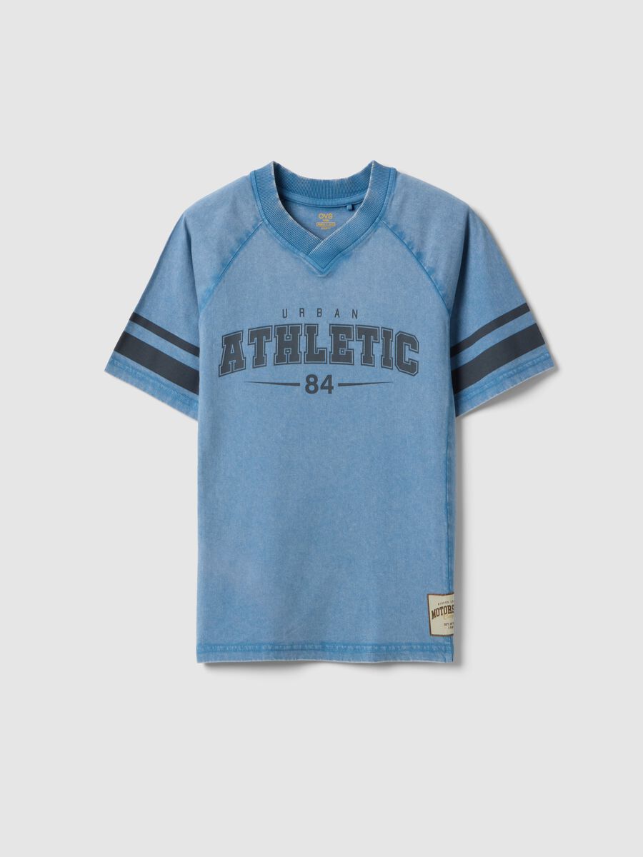 T-shirt in puro cotone azzurro da ragazzo regular fit con scritta_0