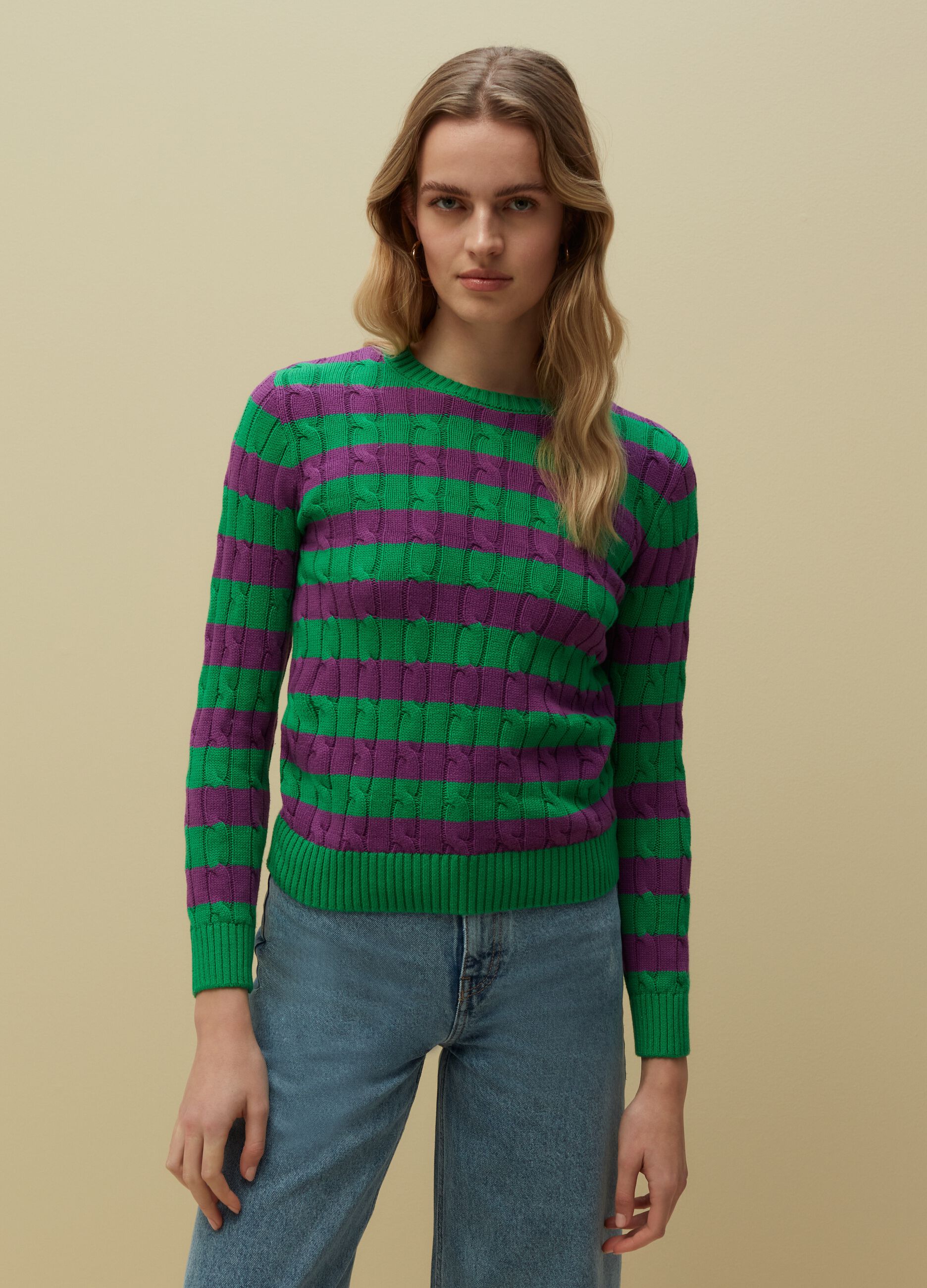 Striped pullover with ribbed design