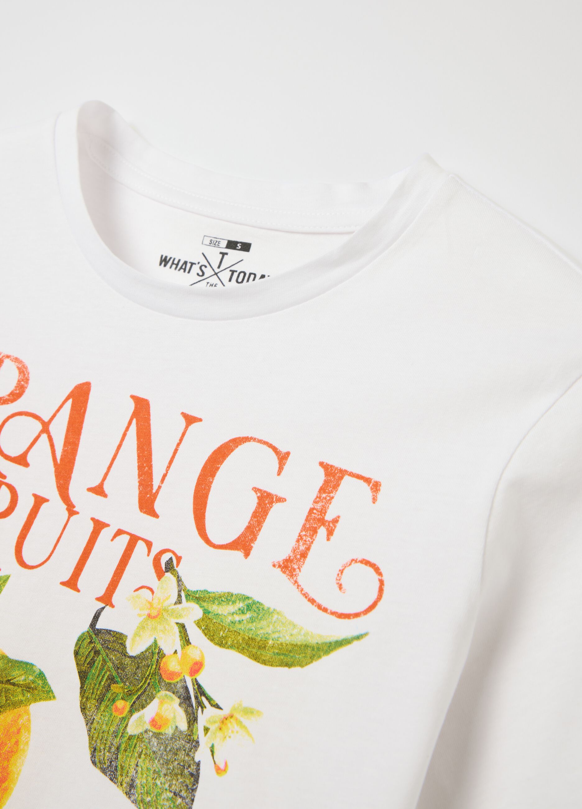 White T-shirt with fruit print