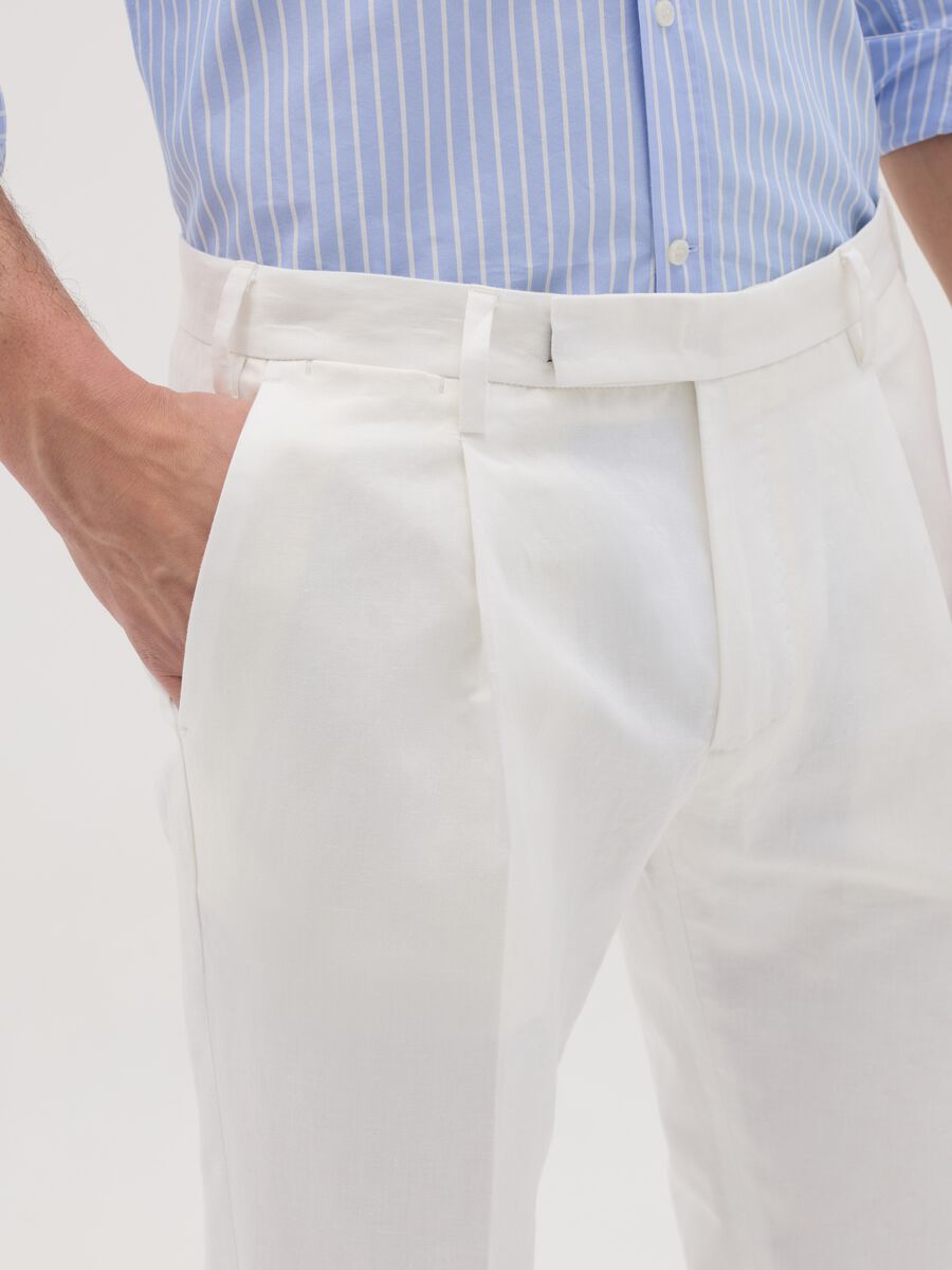 Men’s white linen regular-fit trousers_2