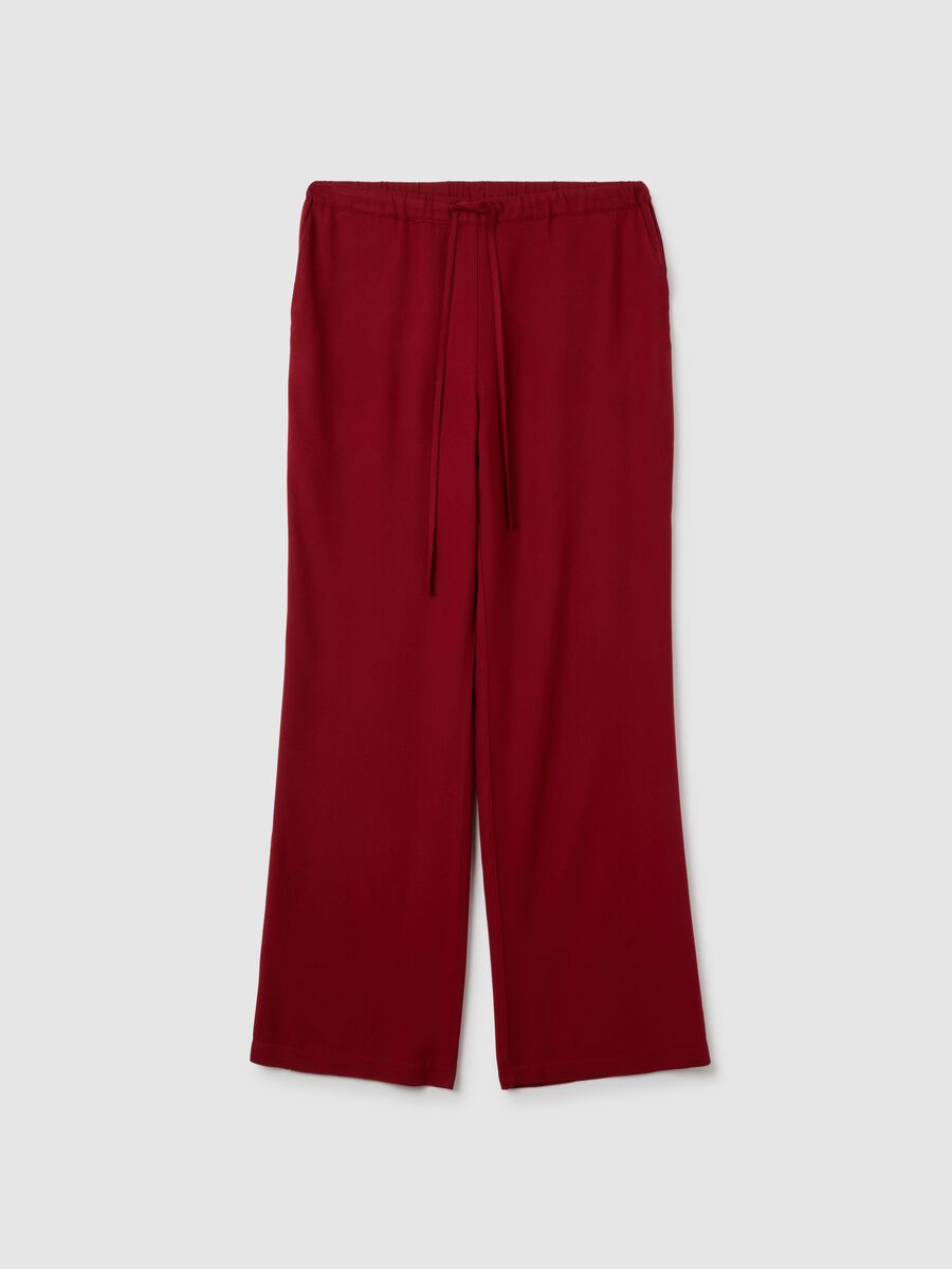 Women's red regular fit pure viscose trousers_4