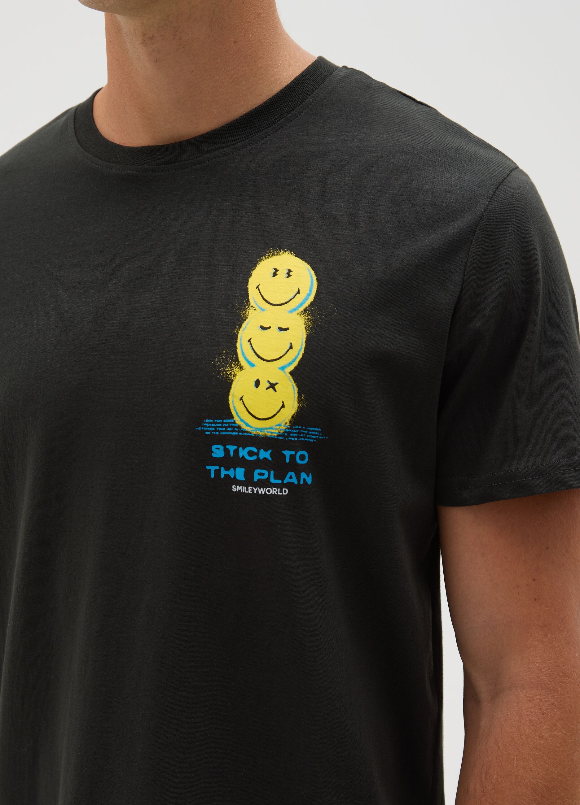 Men's regular fit black pure cotton T-shirt with print