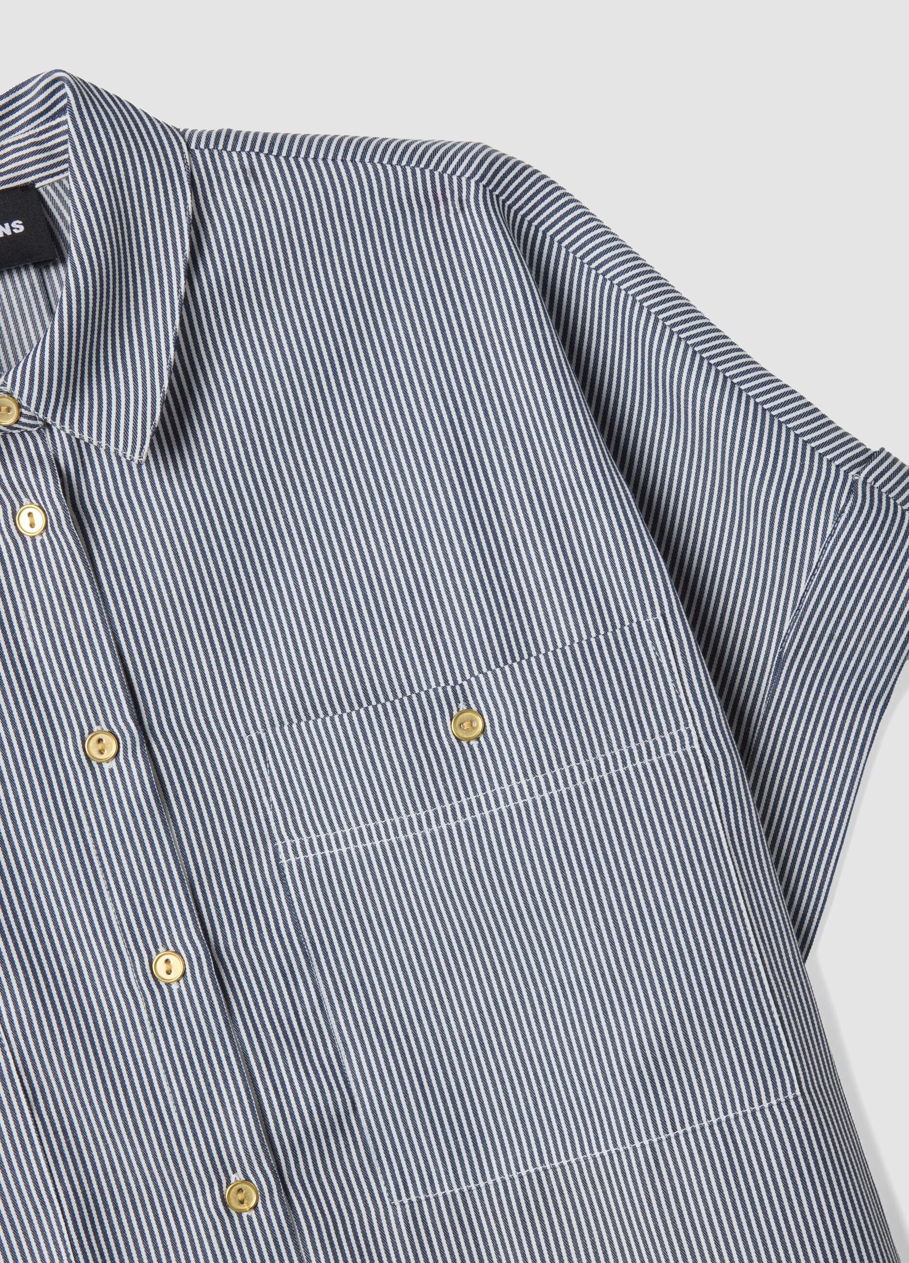 Blue striped short-sleeve shirt