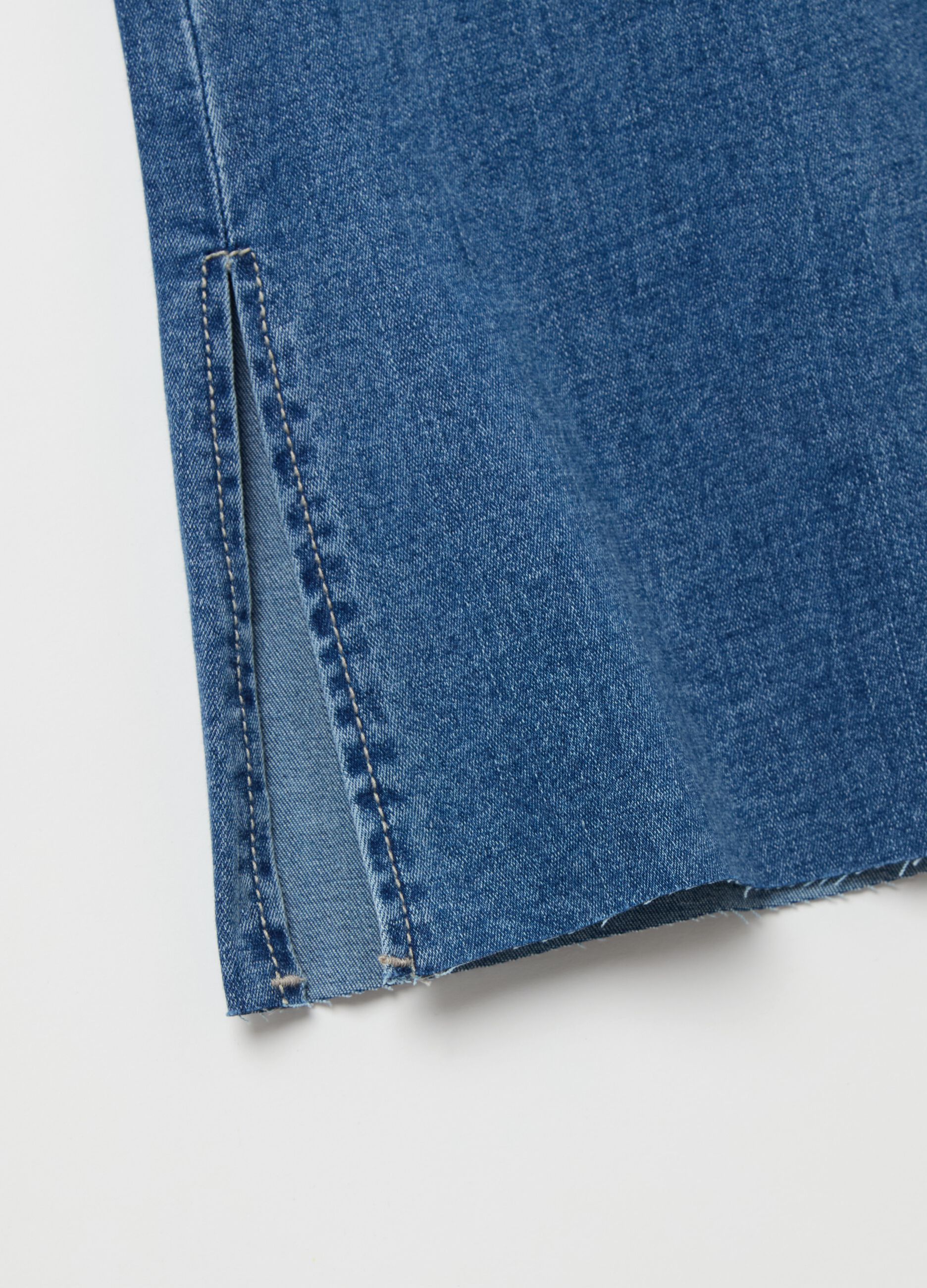 Flare-fit bootcut jeans with slits