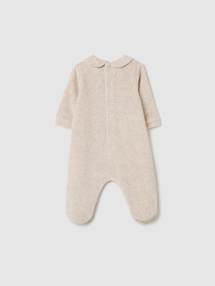 Beige velour baby romper with classic collar_1
