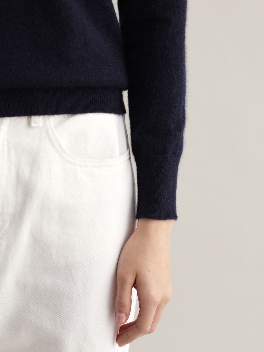 Cashmere pullover with round neck_2