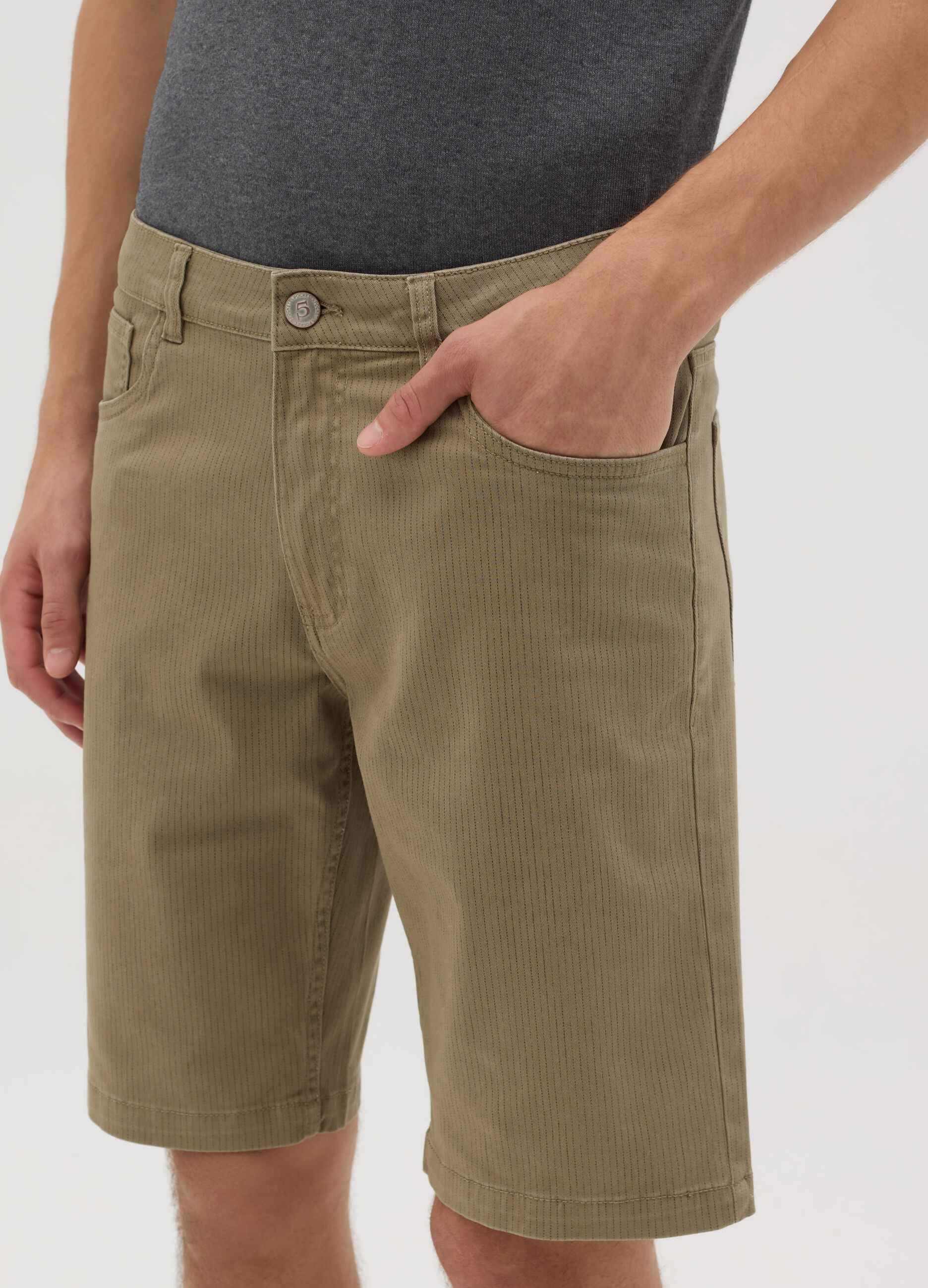 Shorts da uomo in cotone elasticizzato verde regular fit cinque tasche
