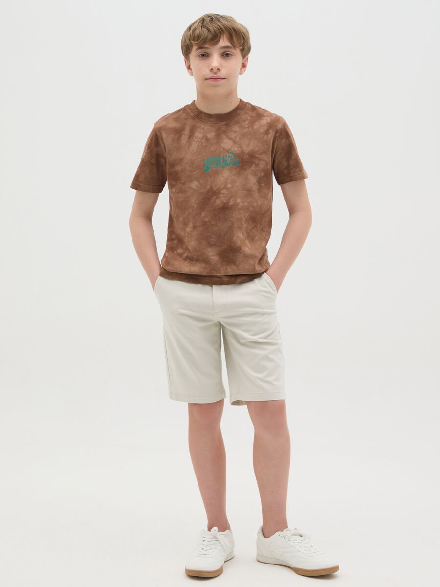 Beige regular fit stretch cotton boy's shorts with pockets_1
