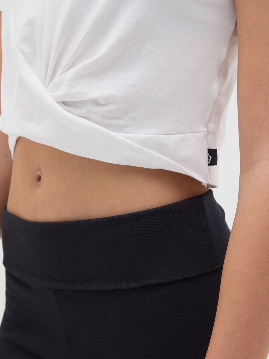 Girls’ slim-fit T-shirt in white stretch cotton_2