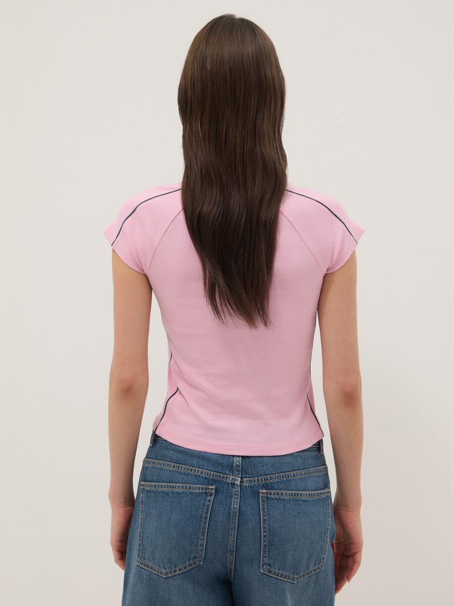 Pure cotton pink slim fit V-neck T-shirt with print_3