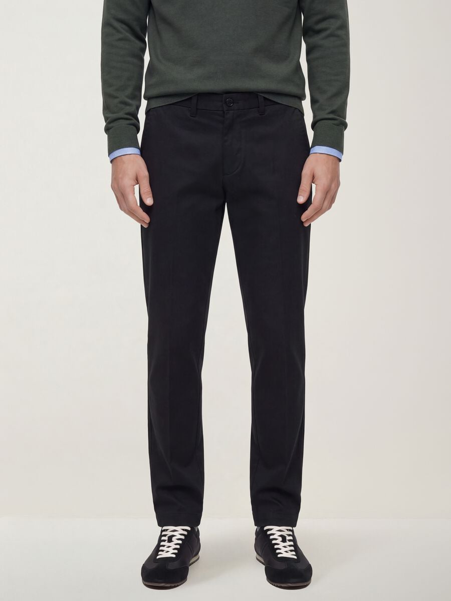 Pantaloni grigi chino in twill di tessuto elasticizzato slim fit_1
