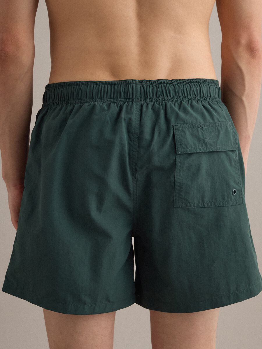 Boxer da mare verdi con vita elasticizzata e coulisse_4