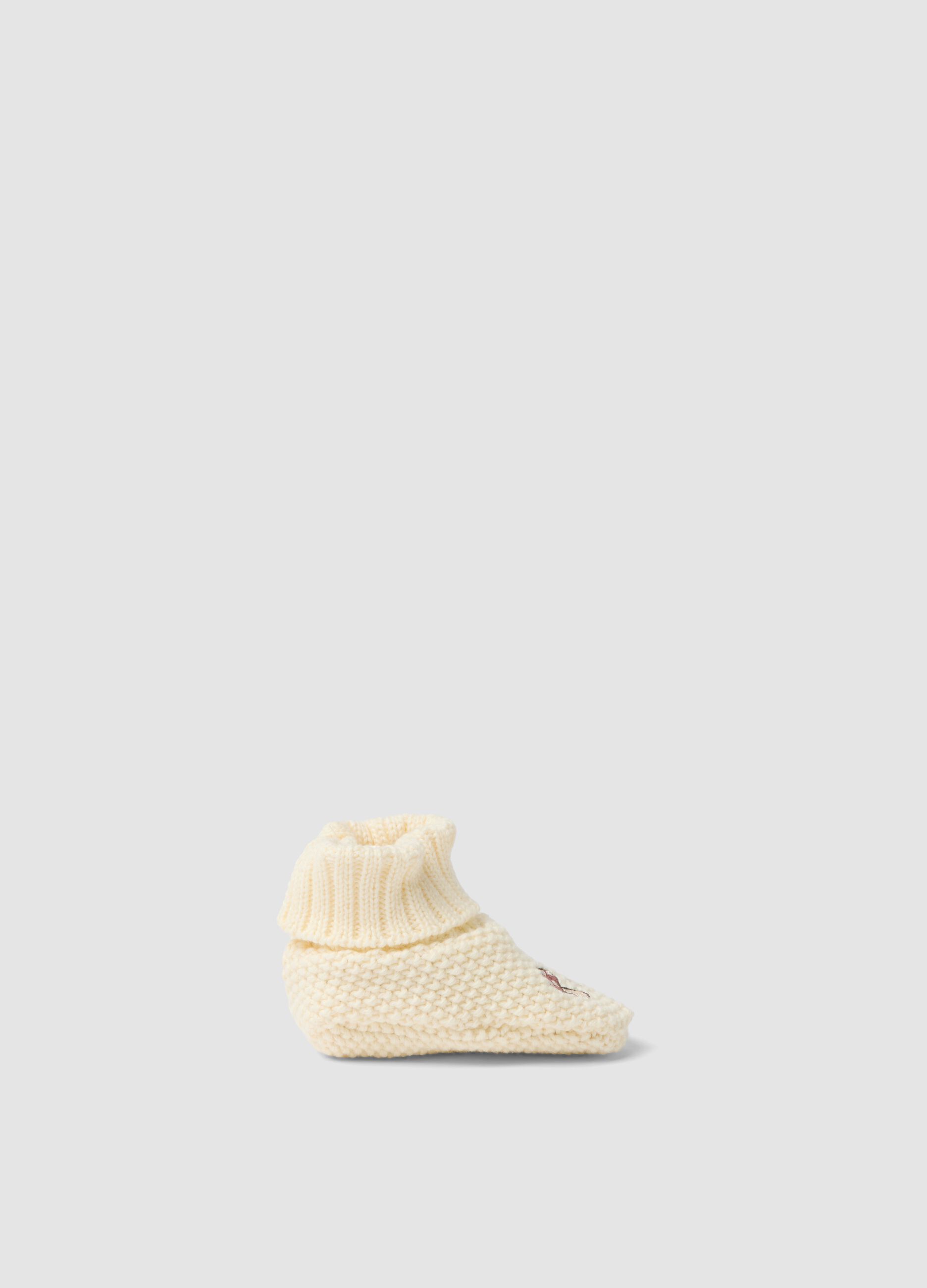 White 100% cotton baby booties with knitted cuff