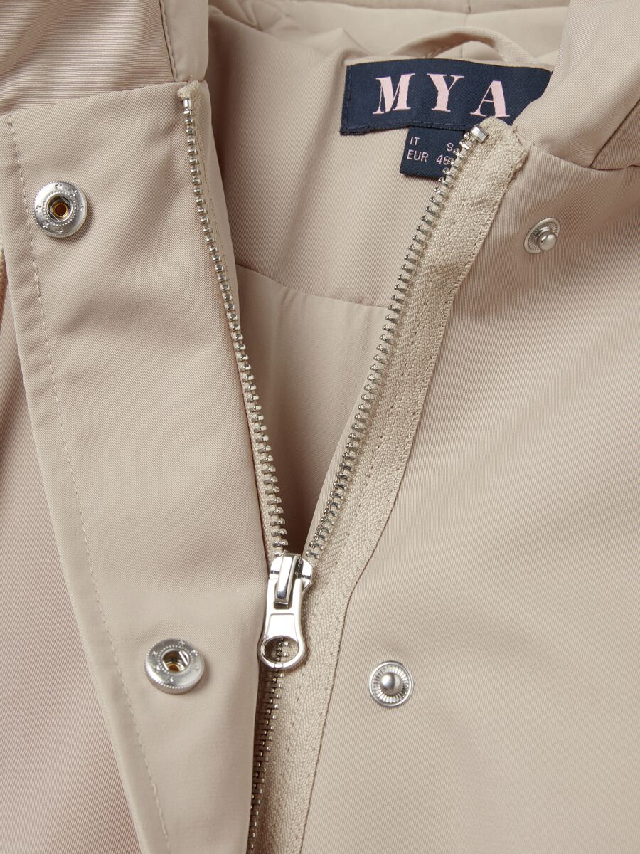 Curvy waterproof parka_5