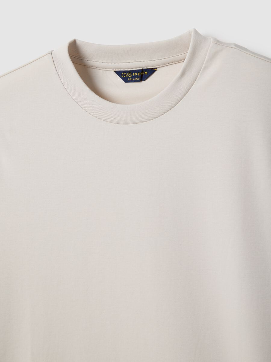T-shirt girocollo in puro cotone beige regular fit_5
