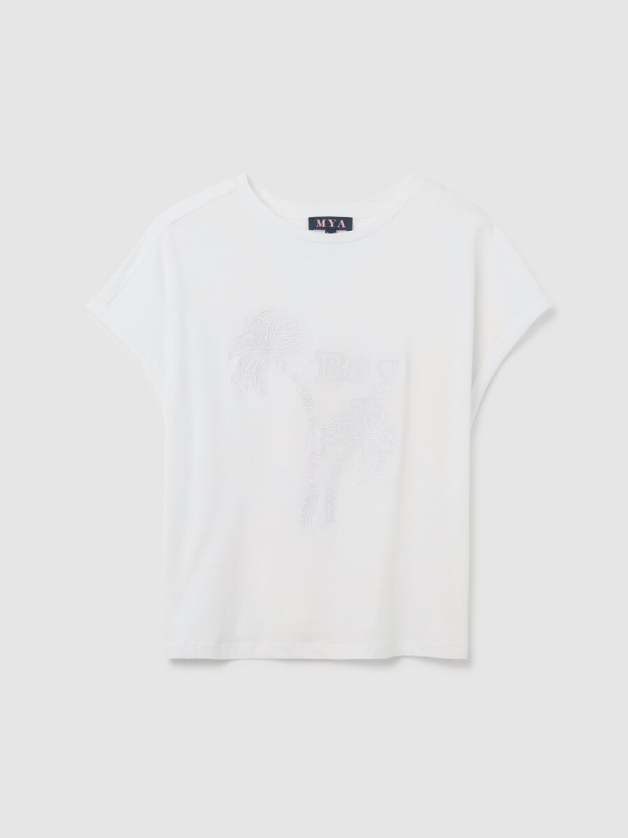 Women's white pure cotton regular fit T-shirt with embroidery_0