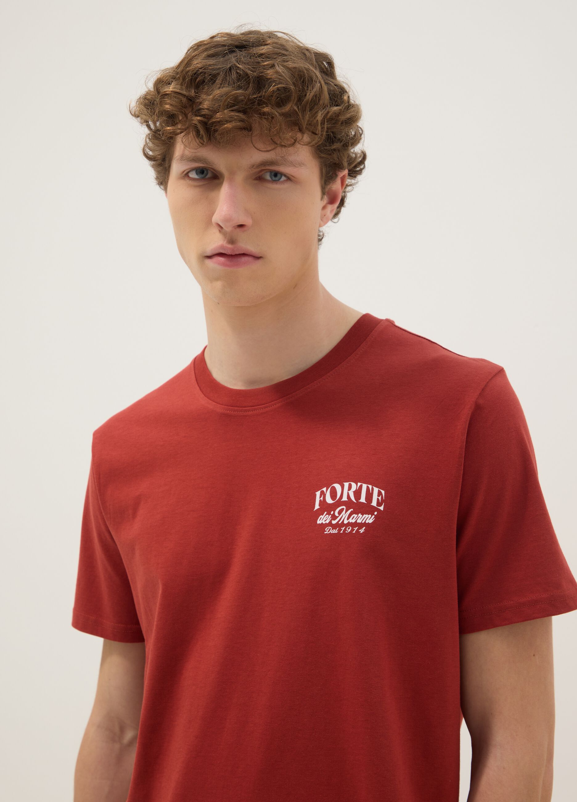 Red pure cotton regular-fit T-shirt with print