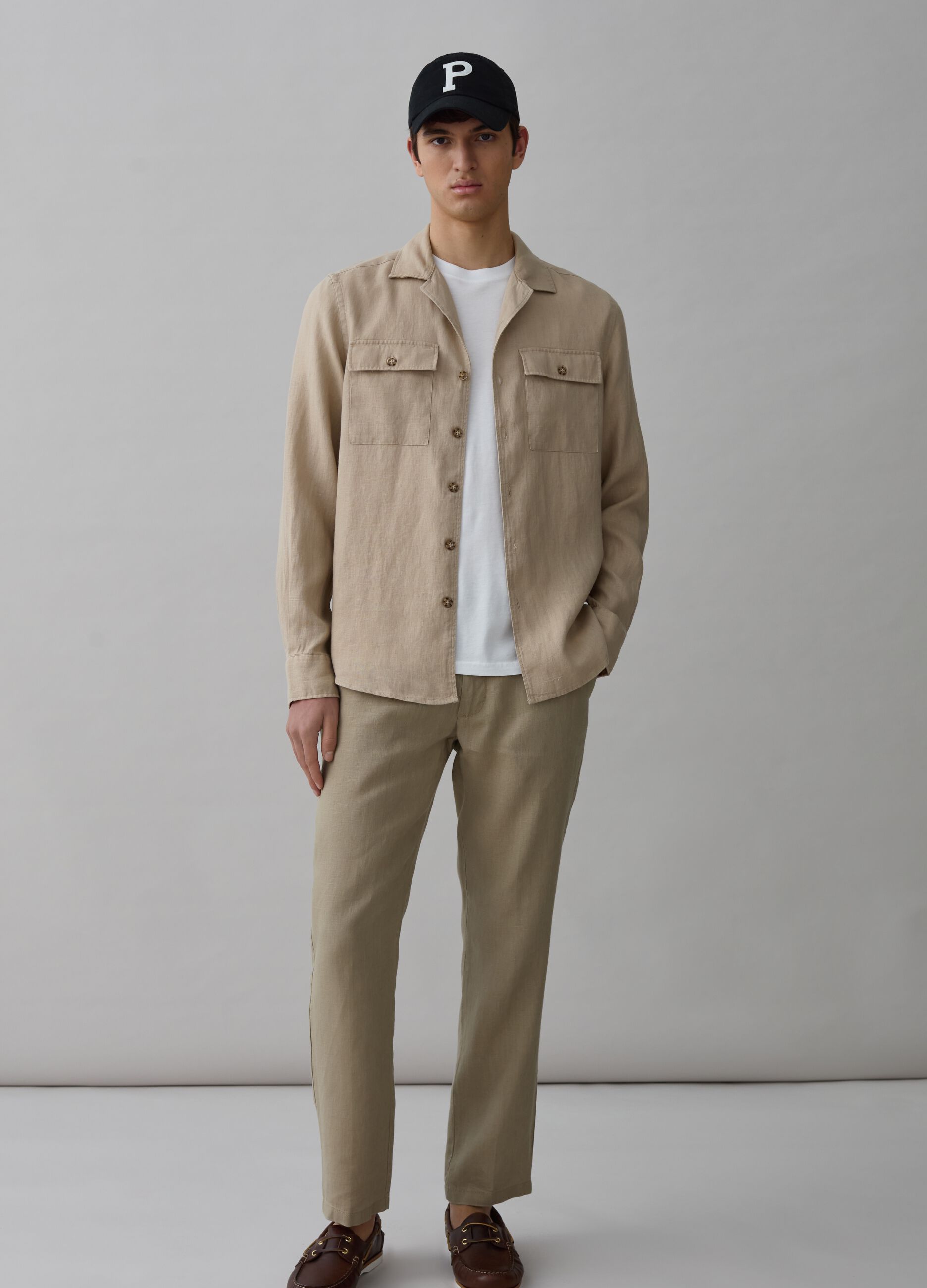 Linen shirt with pockets