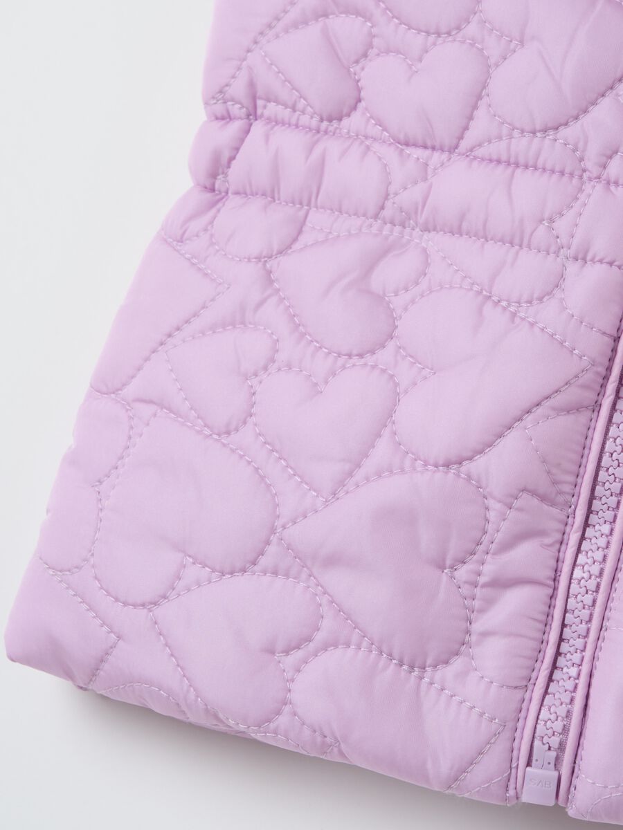 Full-zip gilet with heart quilting_3