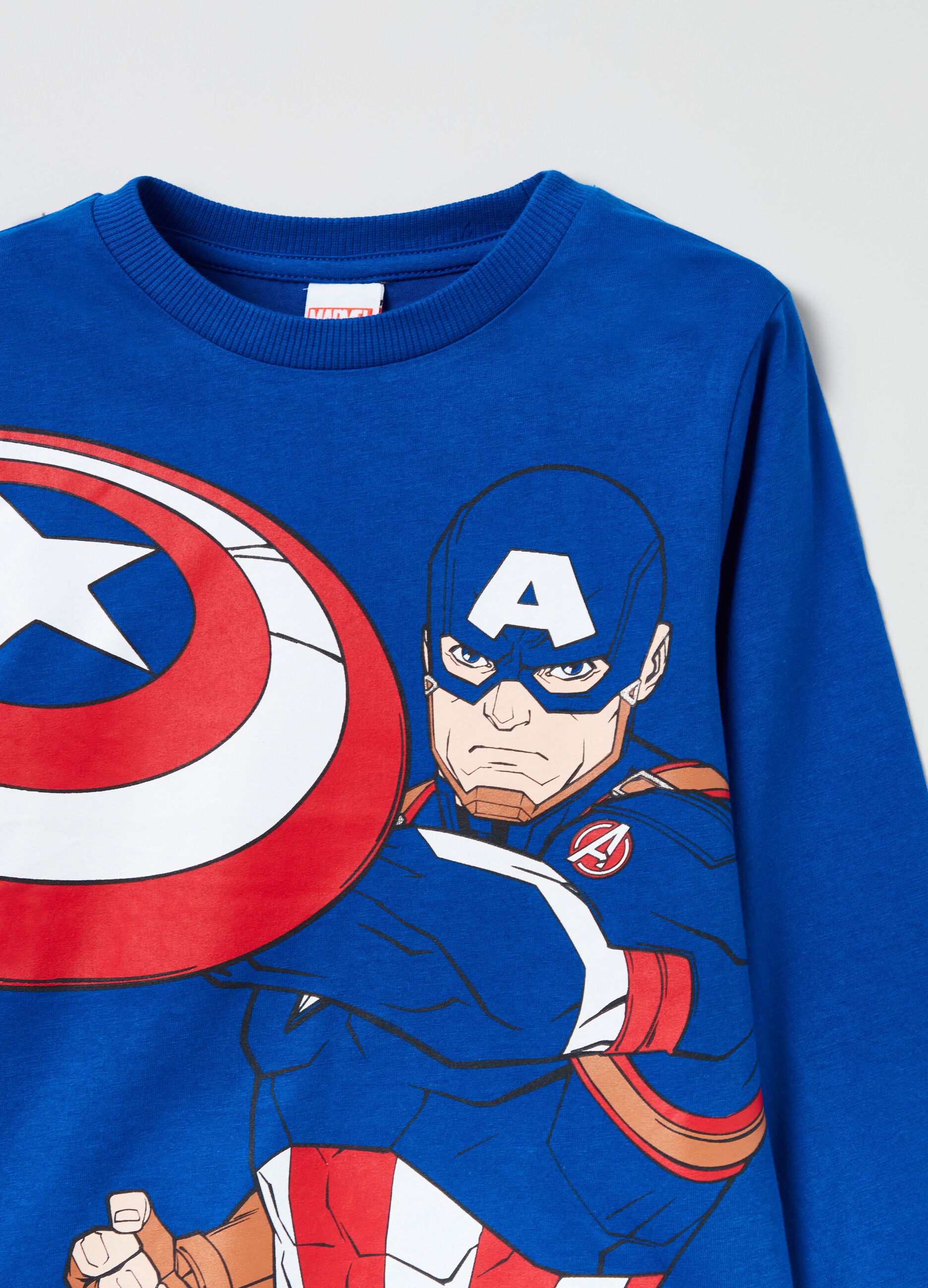 Long-sleeved T-shirt with Captain America print