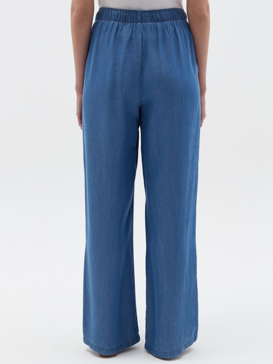 Denim-effect wide-leg fluid joggers_3