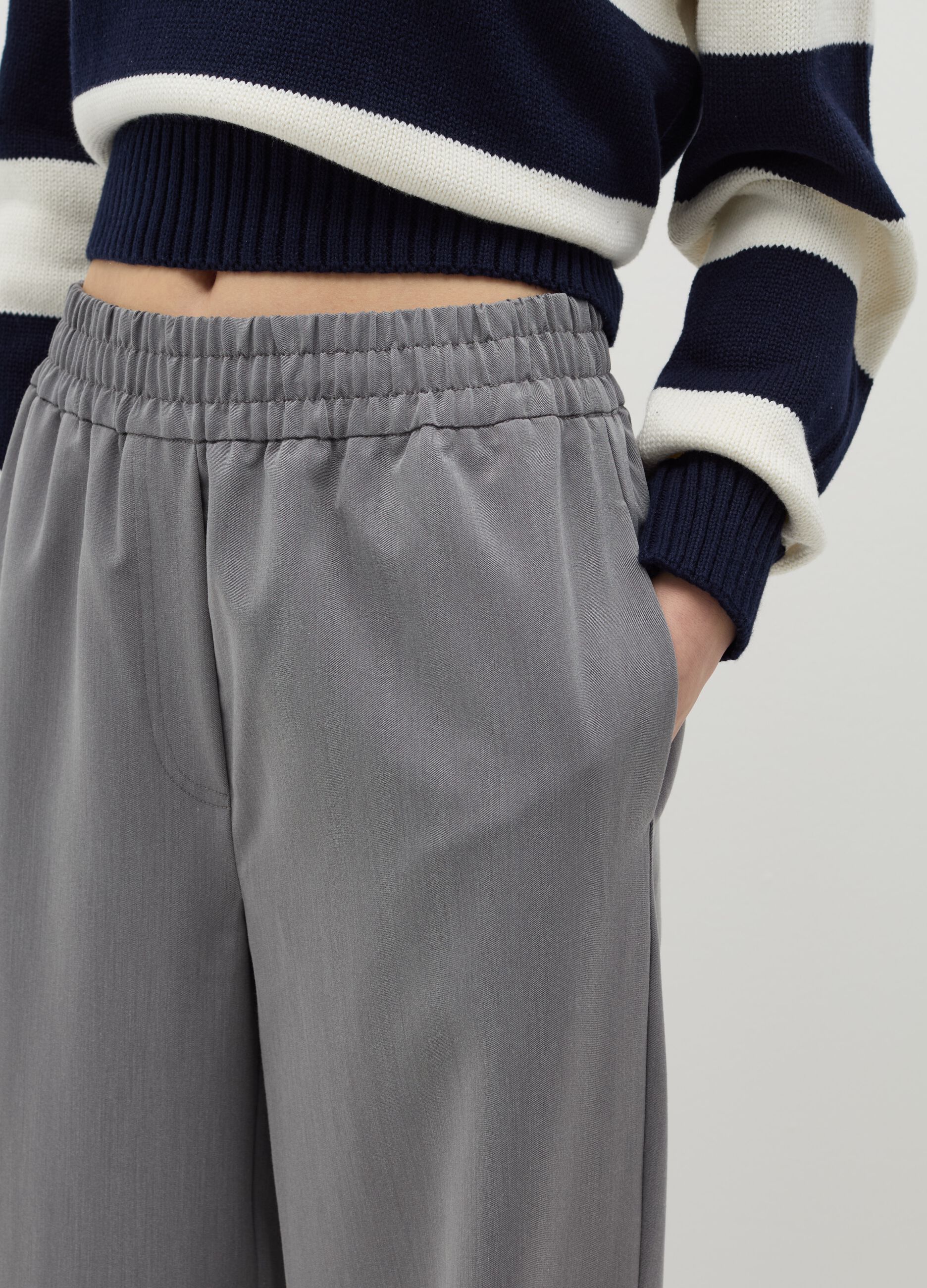 Fluid tailored trousers