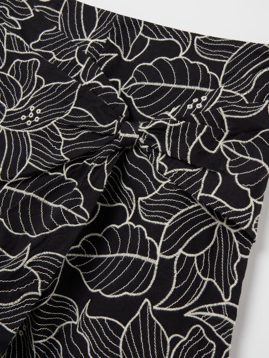 Skort with floral embroidery_5