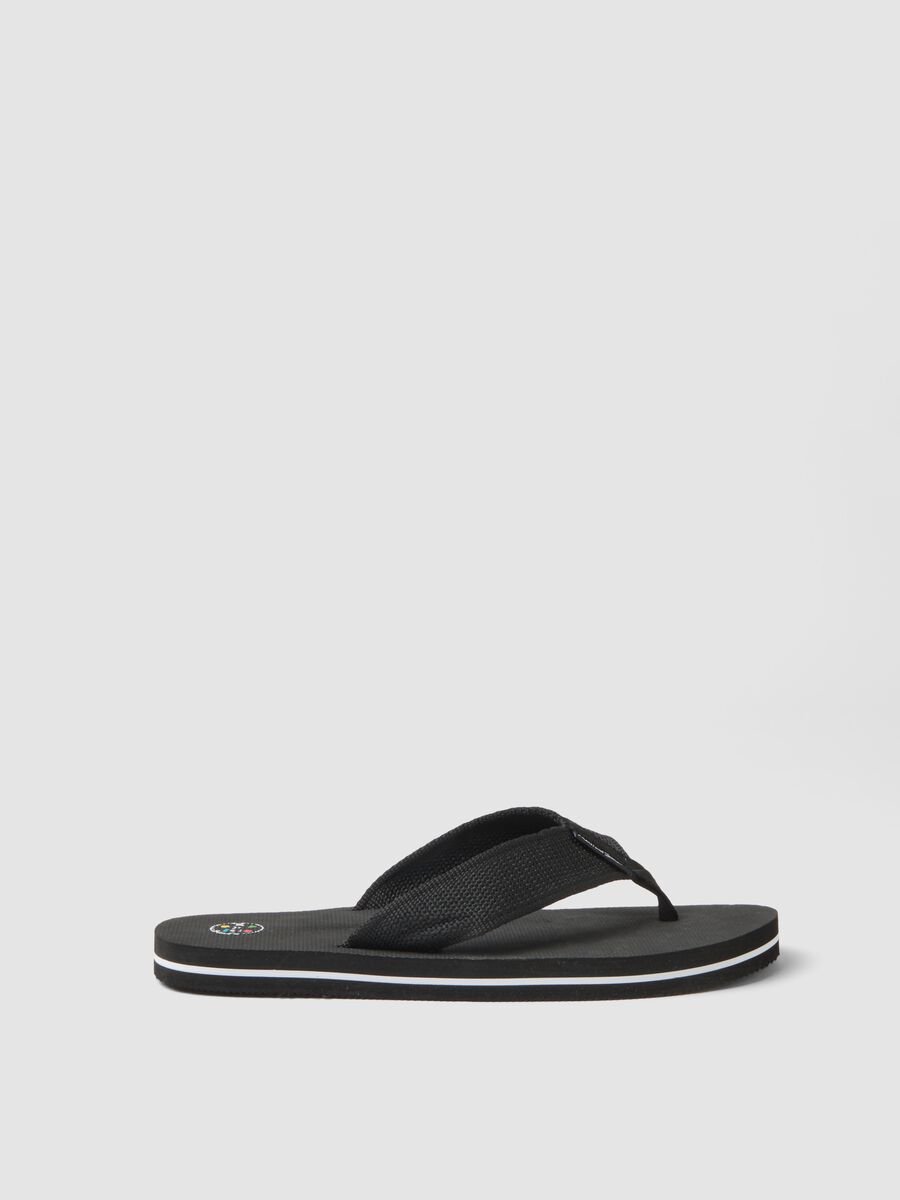 Black flip-flops with soft sole_0